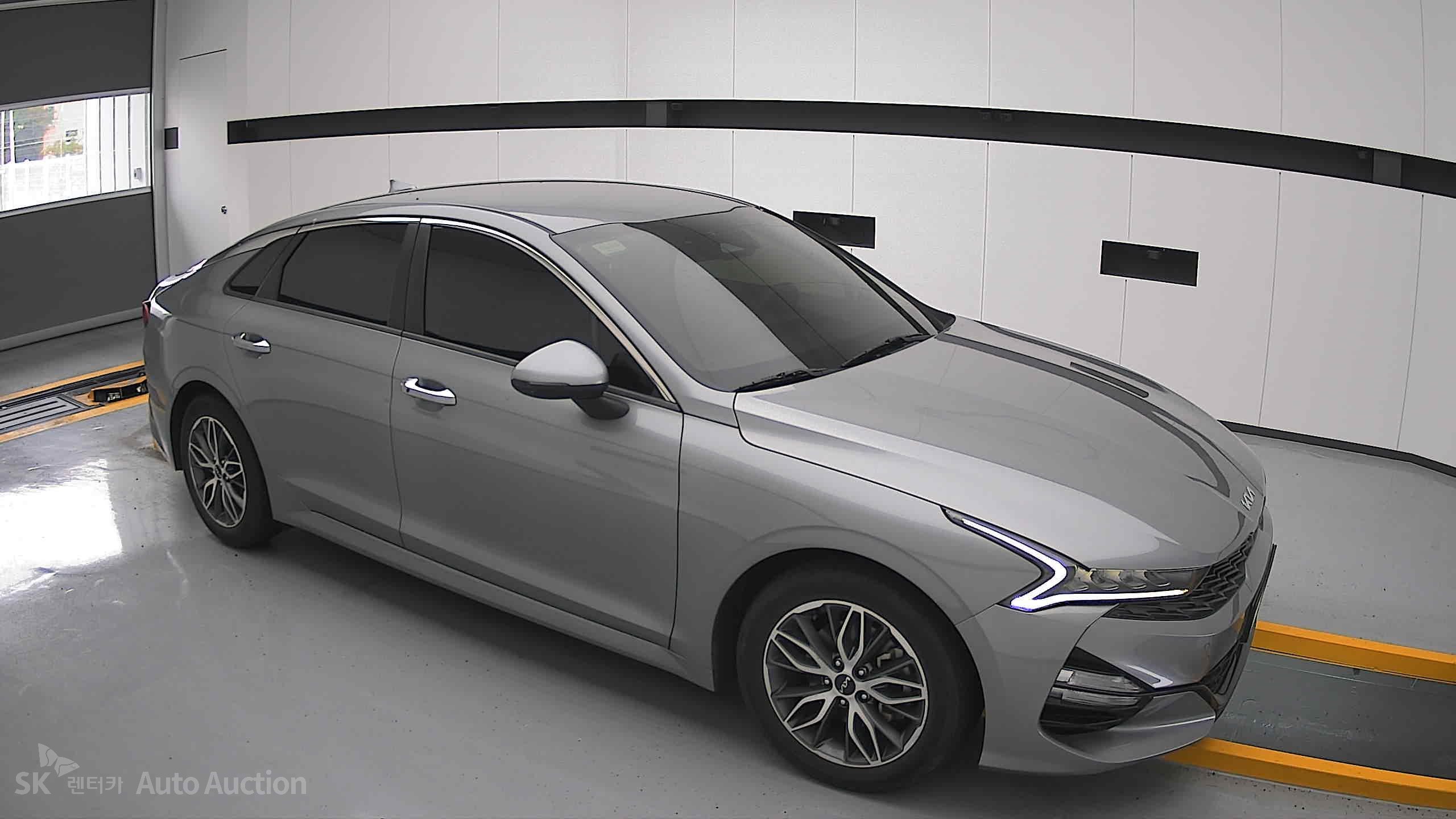 2022 - kia k5
