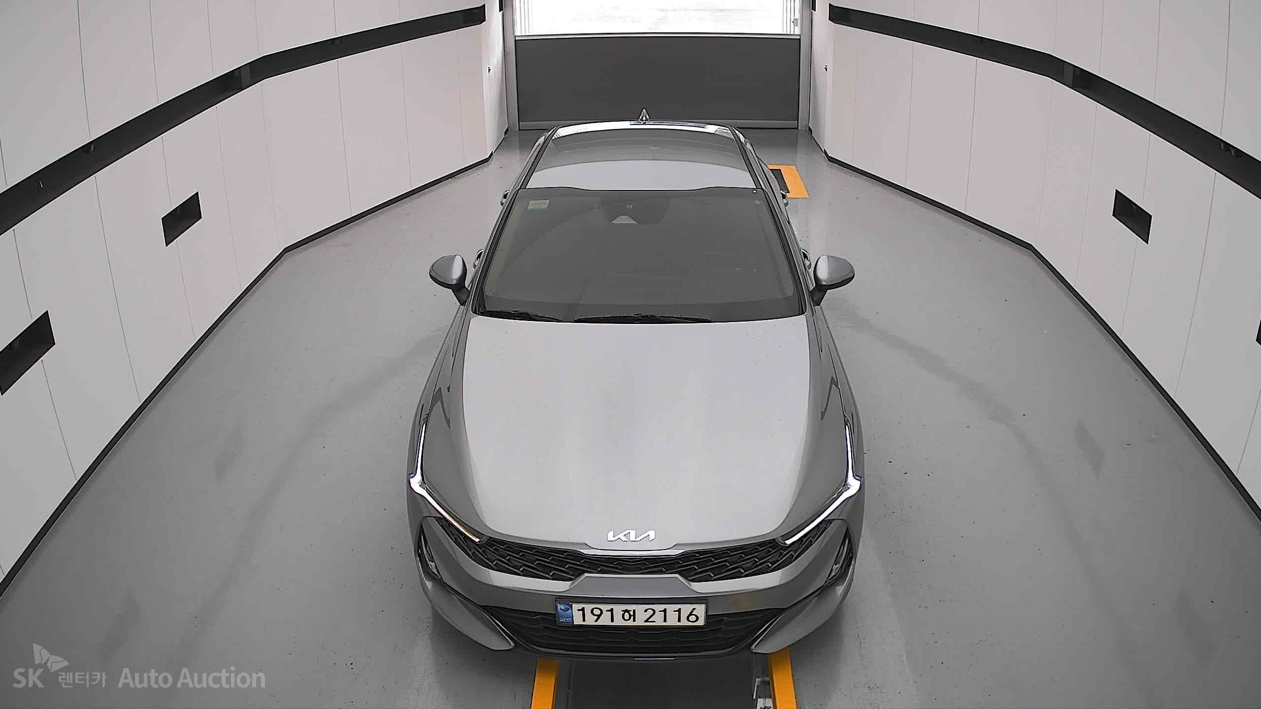 2022 - kia k5