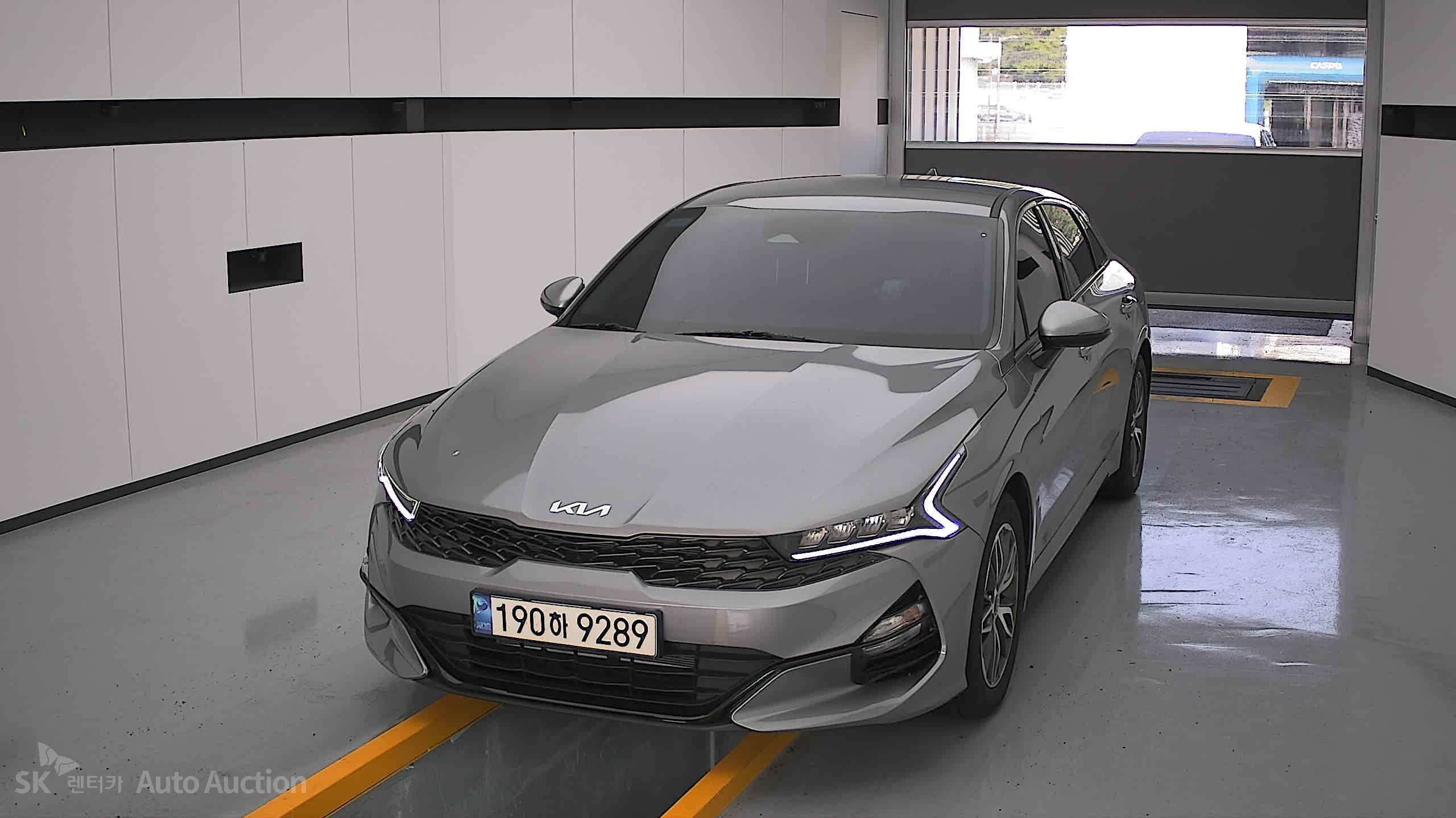 2023 - kia k5