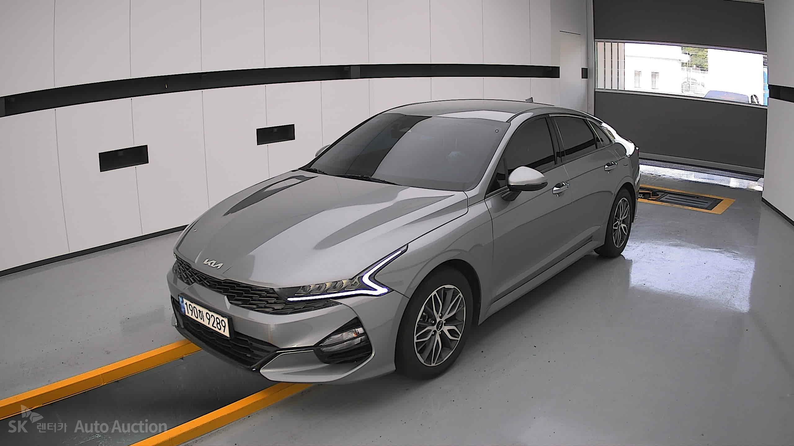 2023 - kia k5