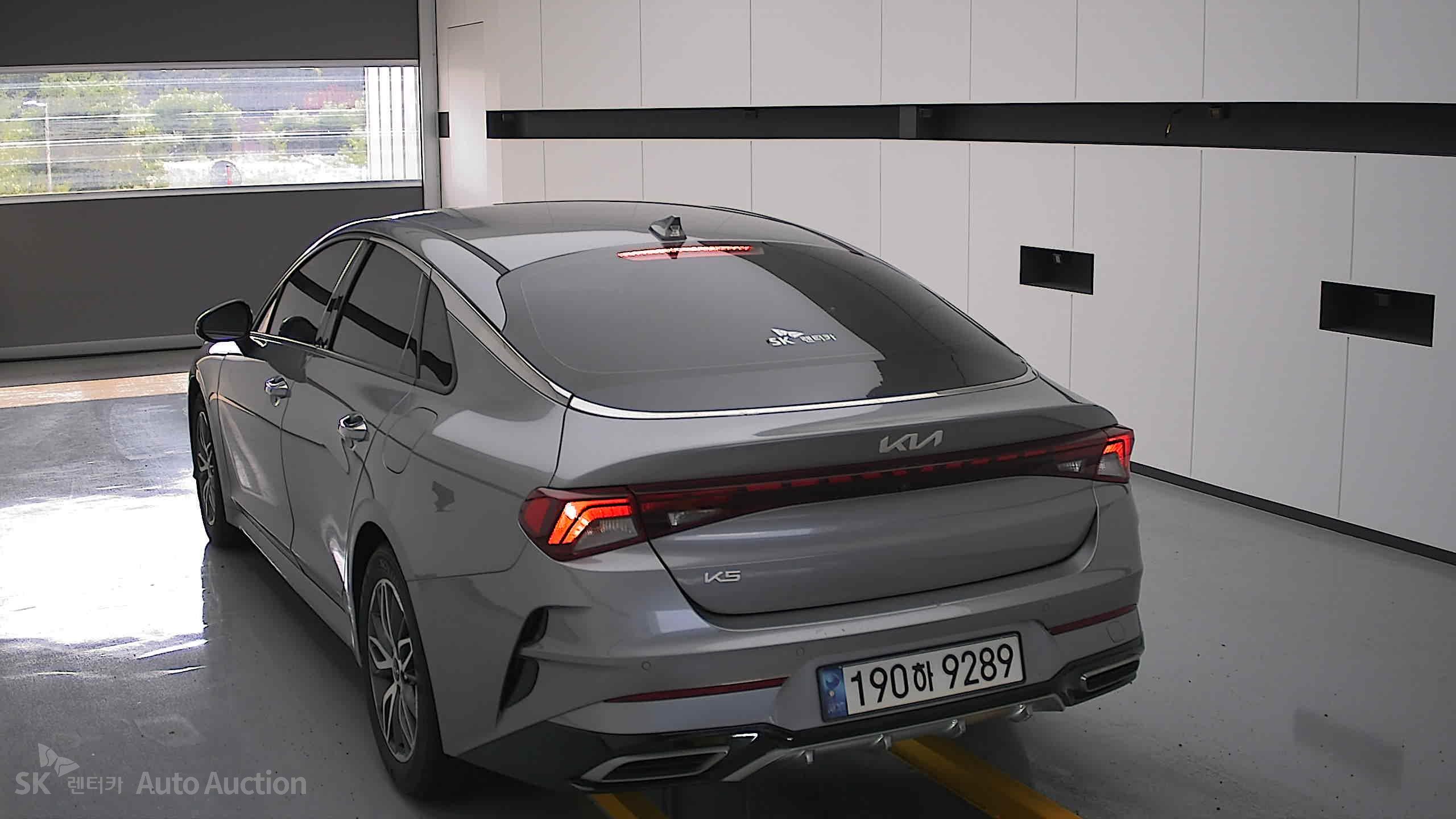 2023 - kia k5