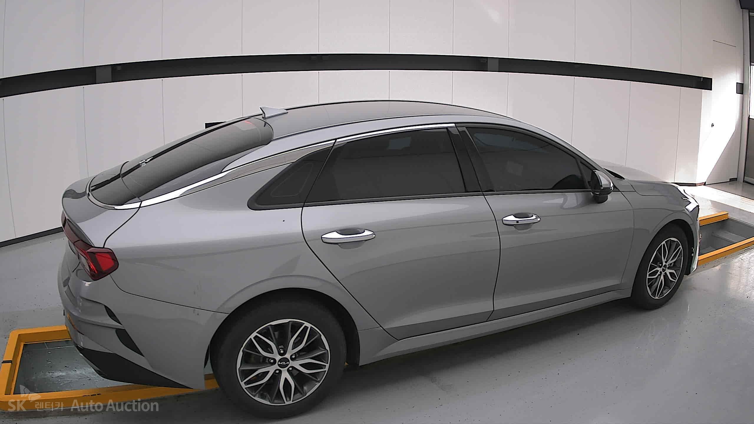 2023 - kia k5