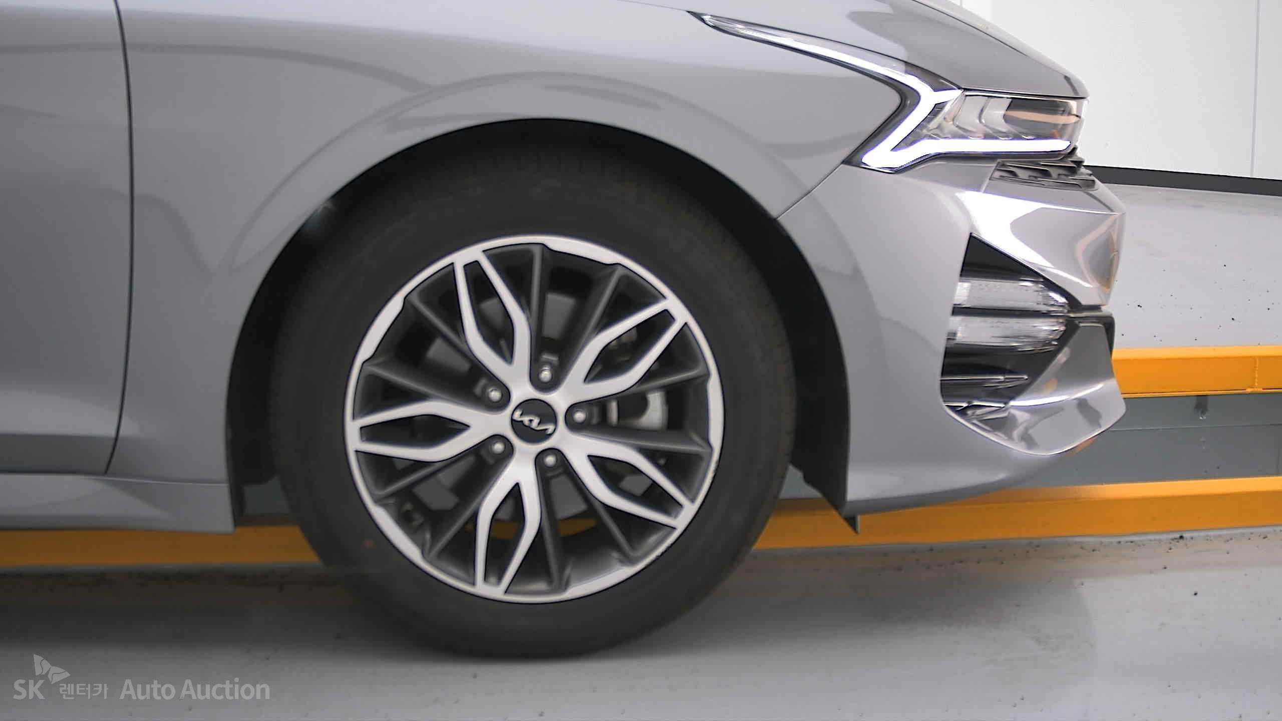 2023 - kia k5