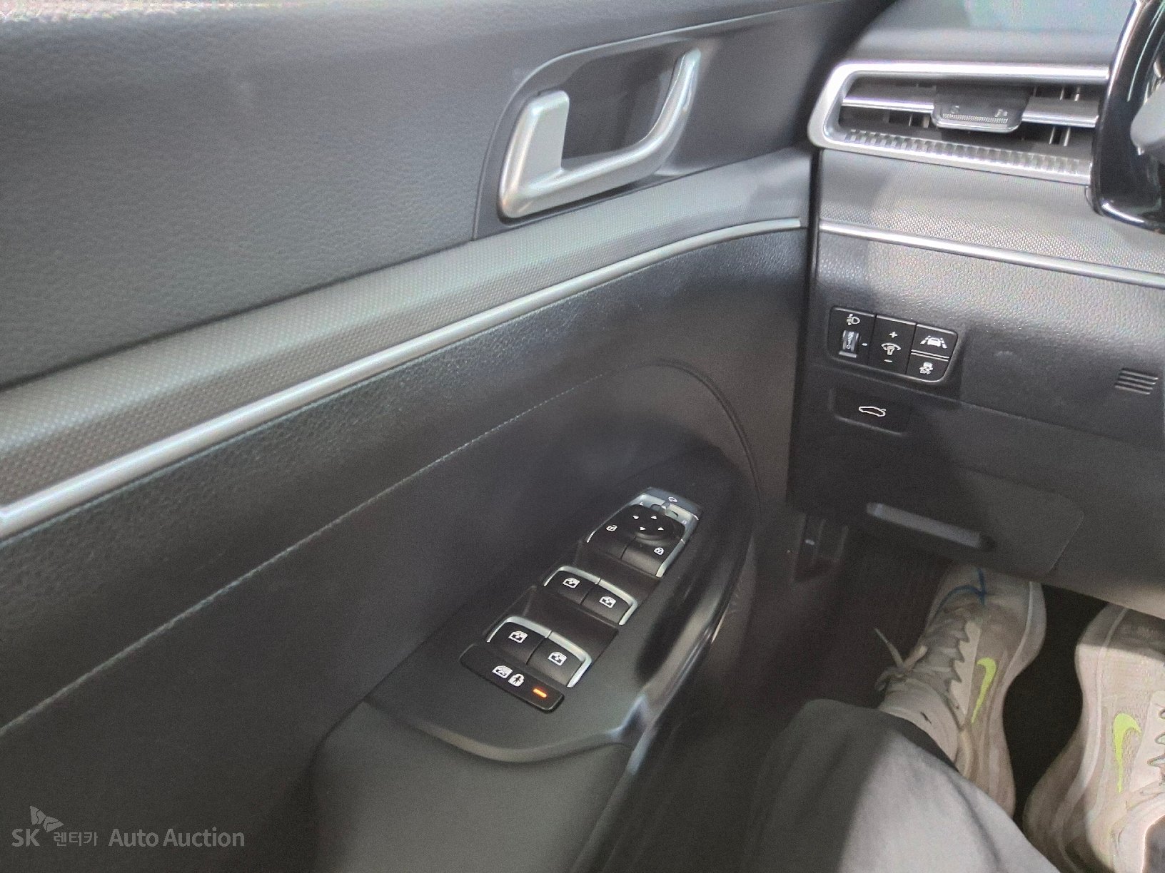 2023 - kia k5