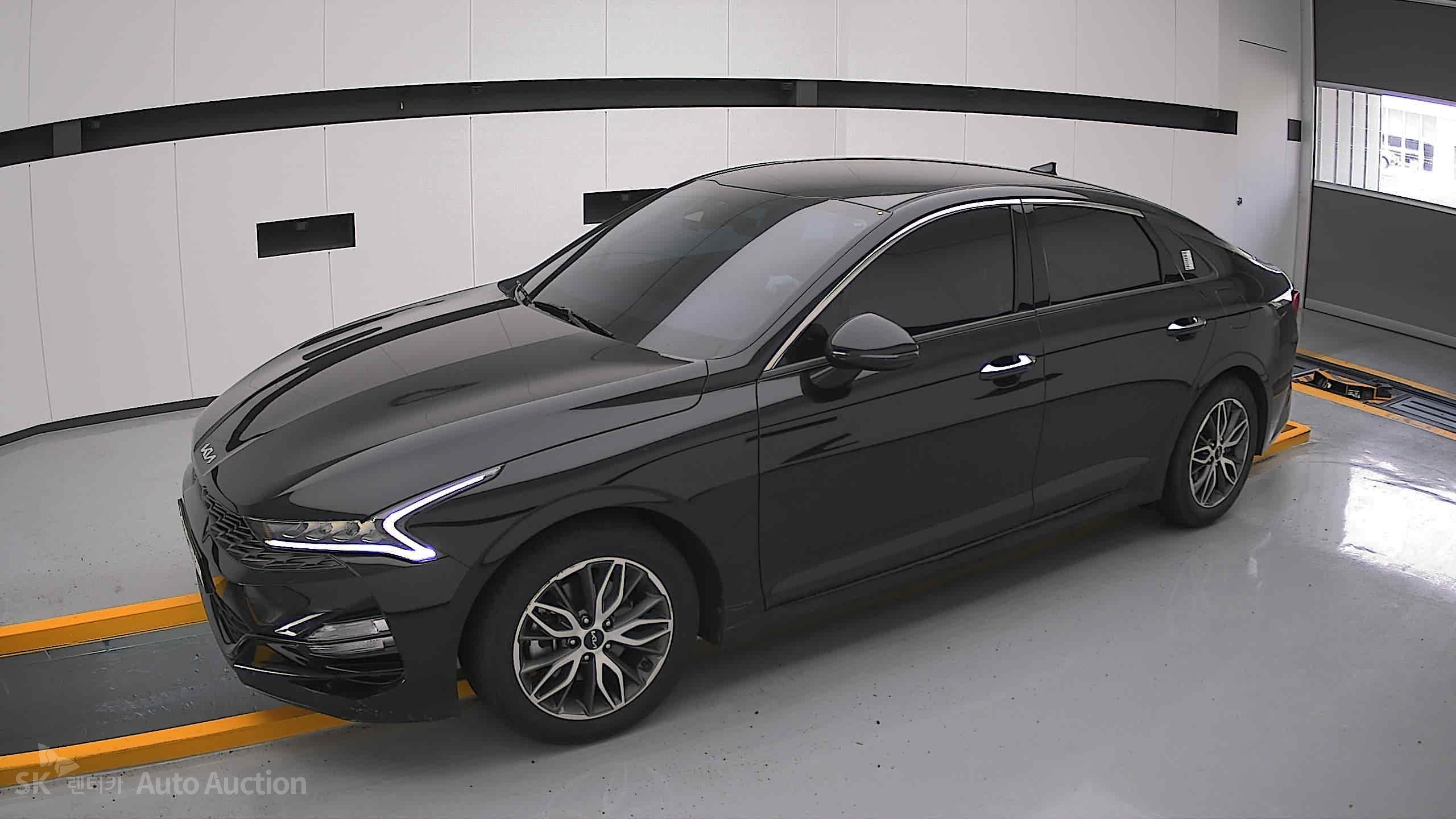 2023 - kia k5
