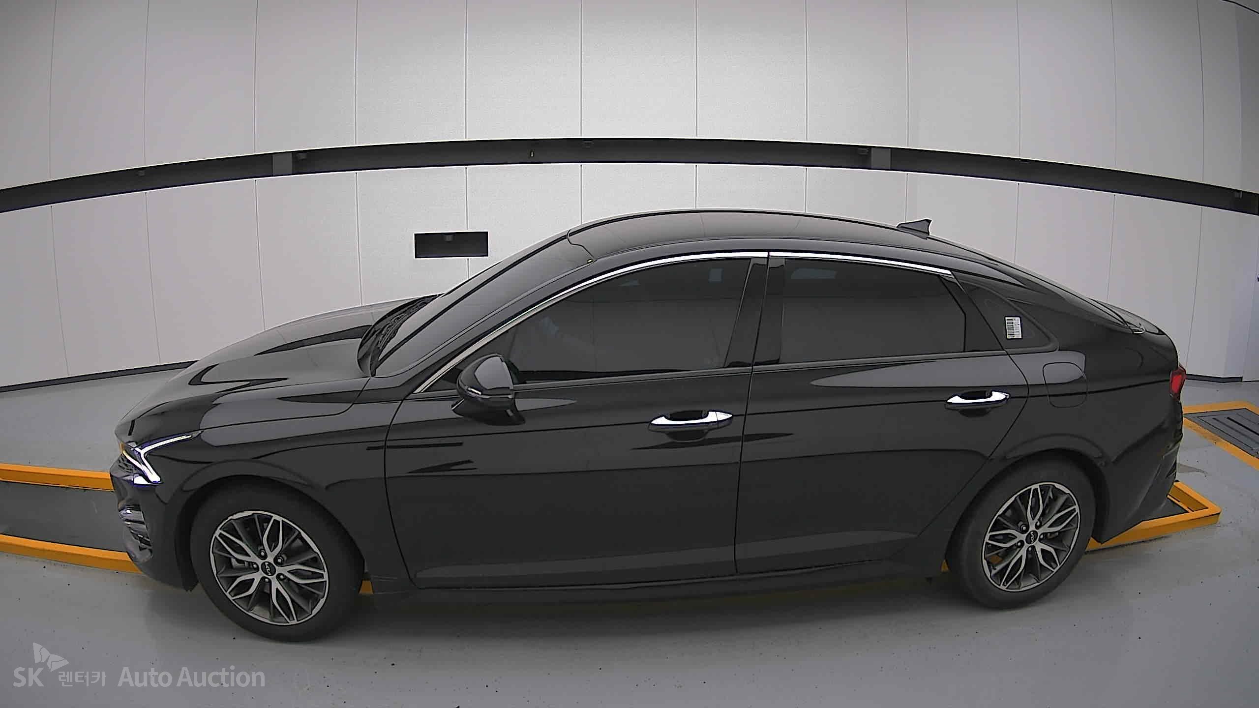 2023 - kia k5