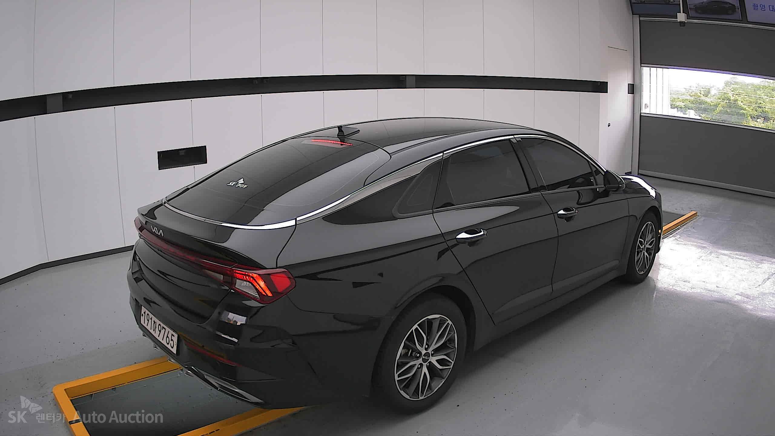 2023 - kia k5