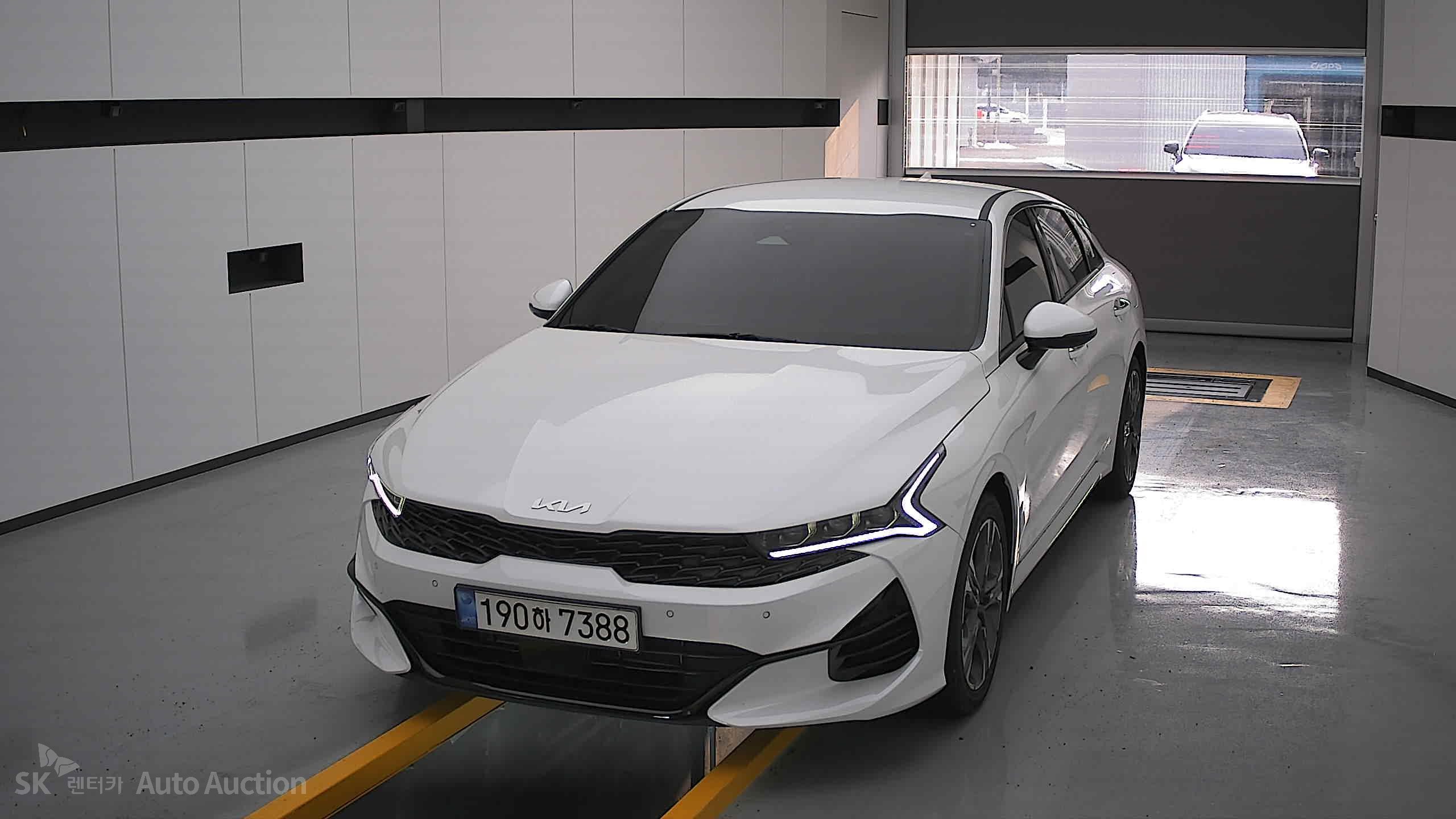 2023 - kia k5