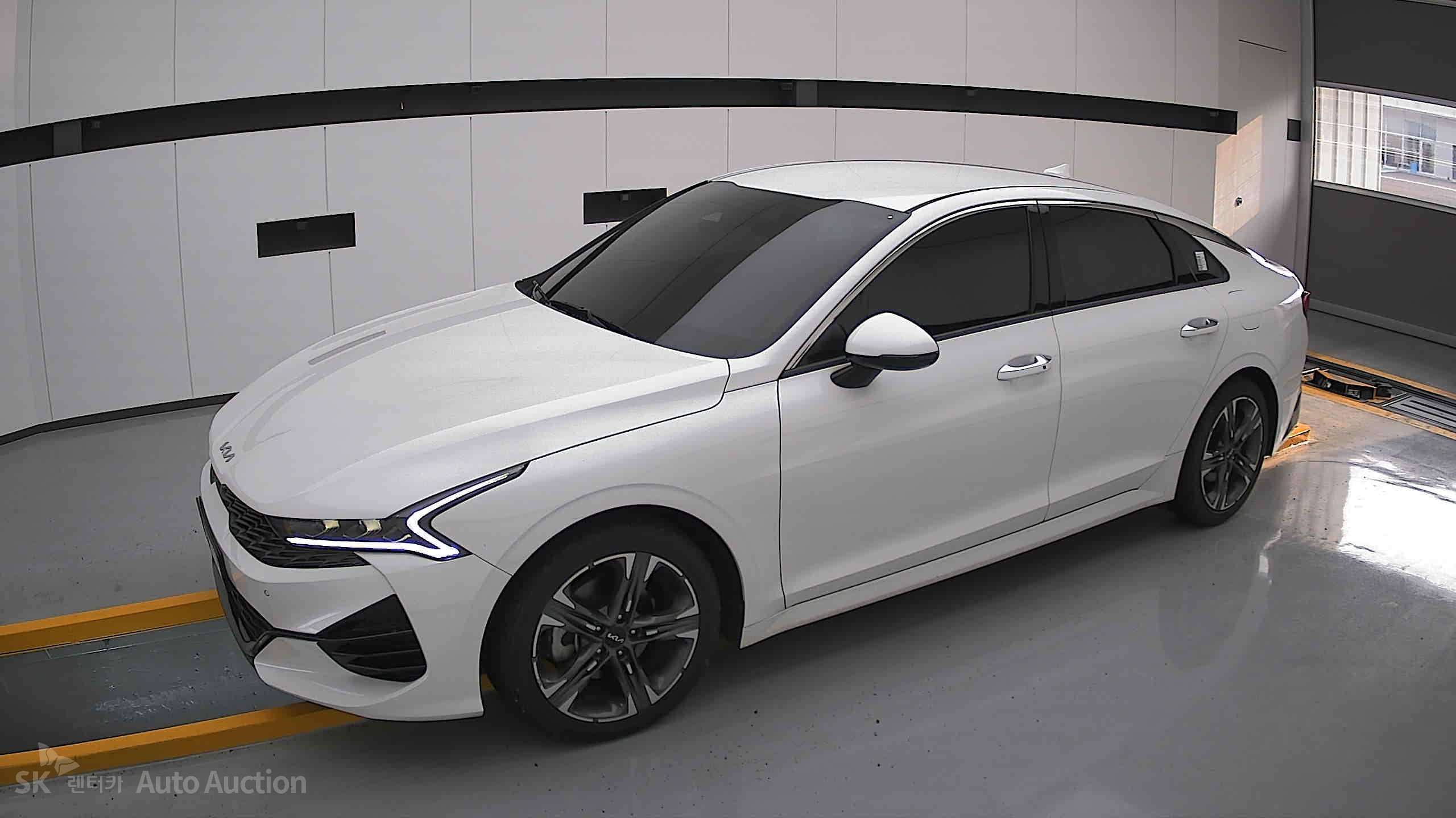 2023 - kia k5