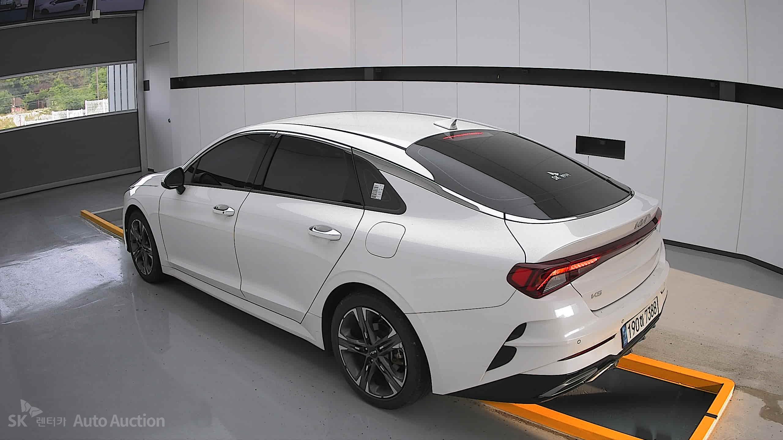 2023 - kia k5