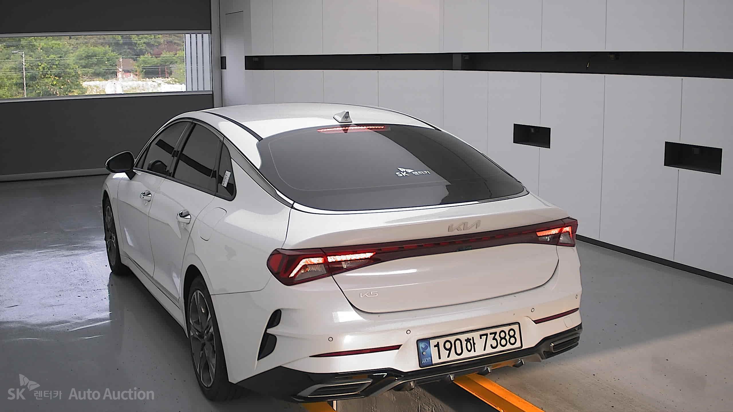 2023 - kia k5
