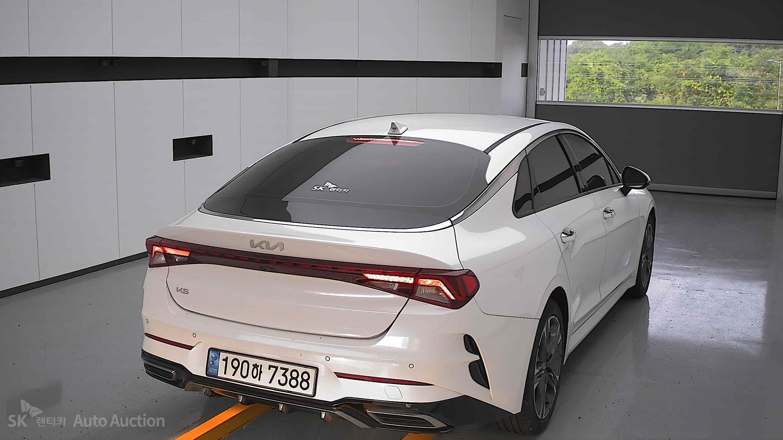 2023 - kia k5