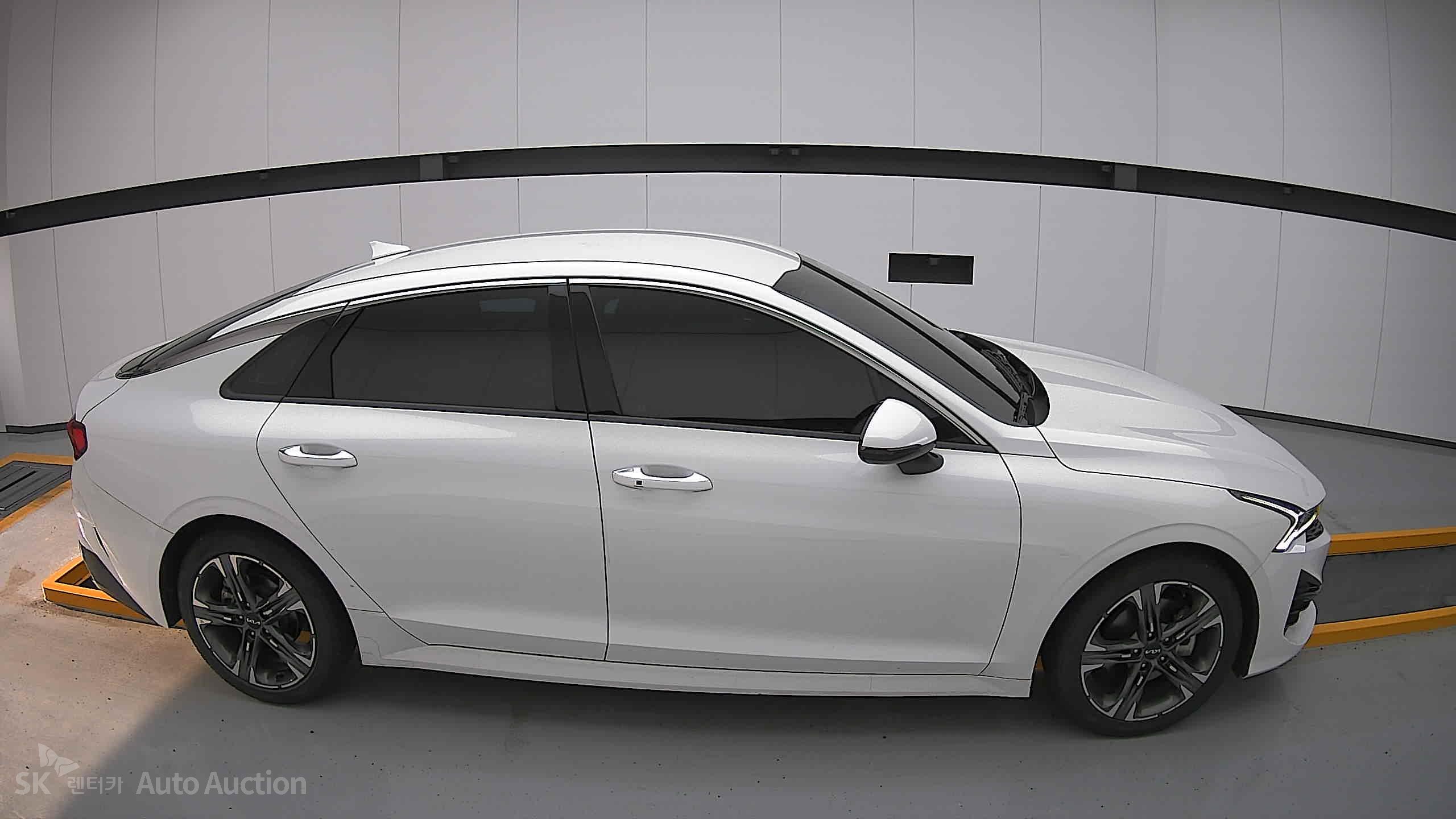 2023 - kia k5