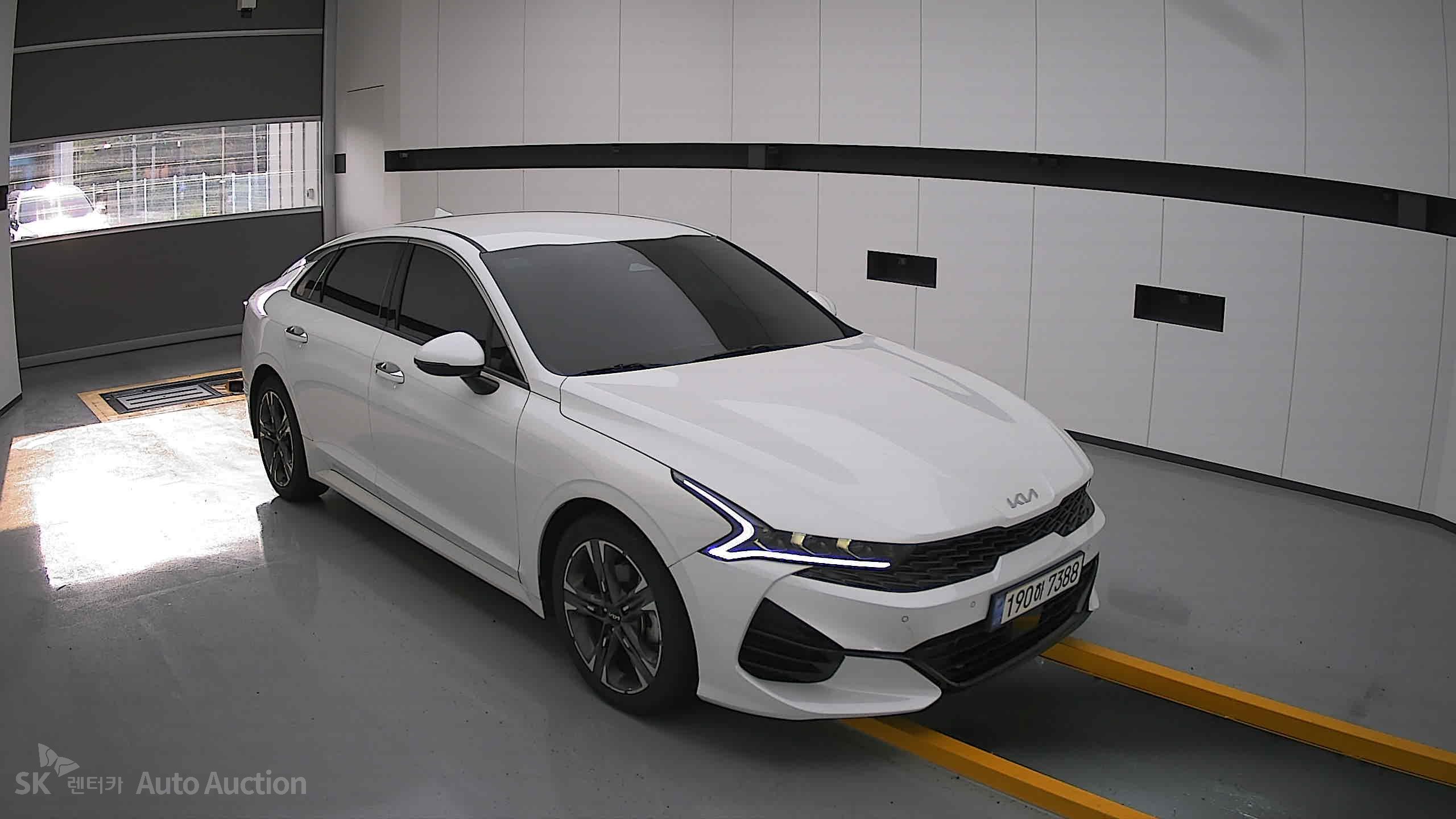 2023 - kia k5
