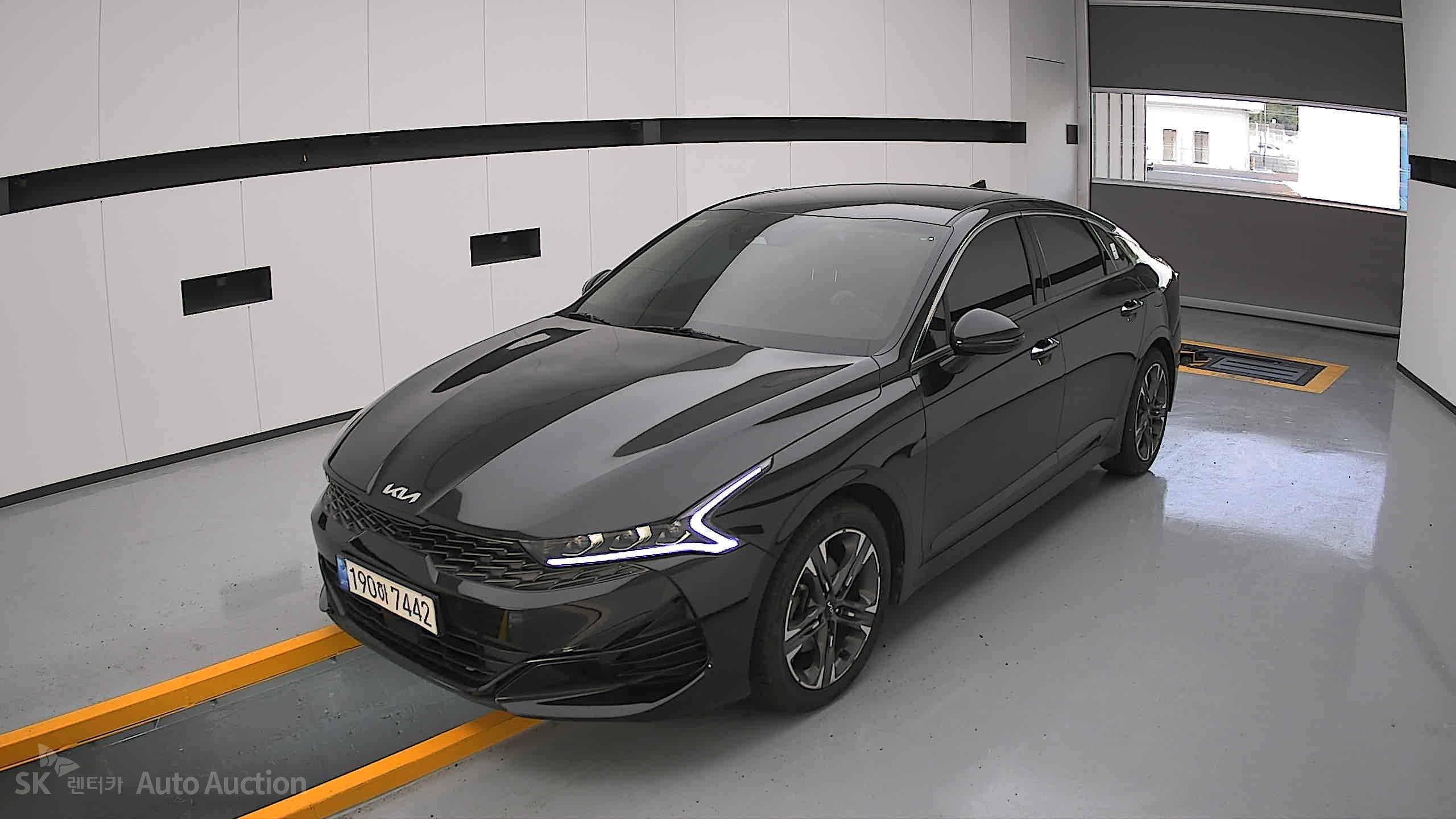 2023 - kia k5