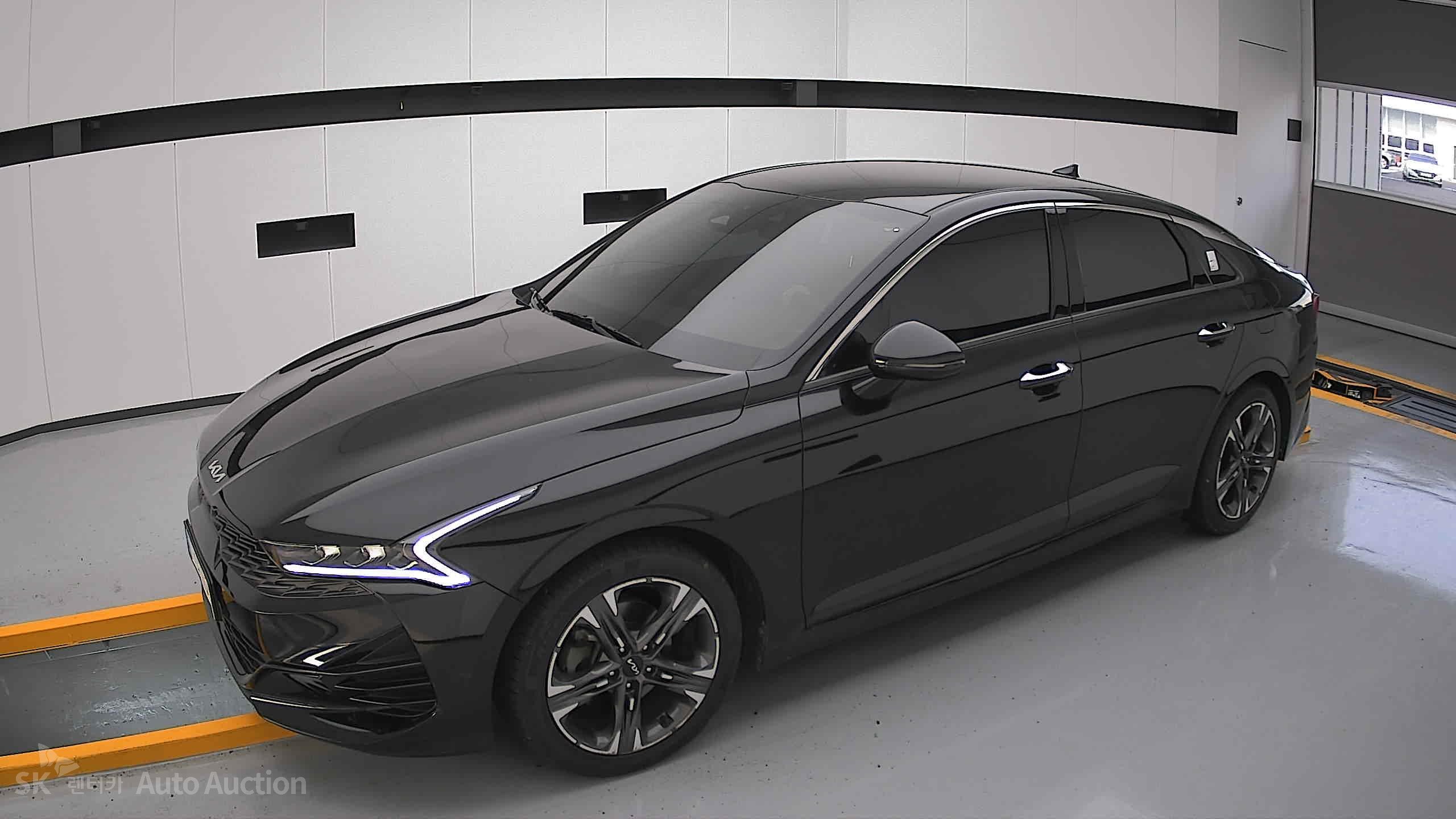 2023 - kia k5