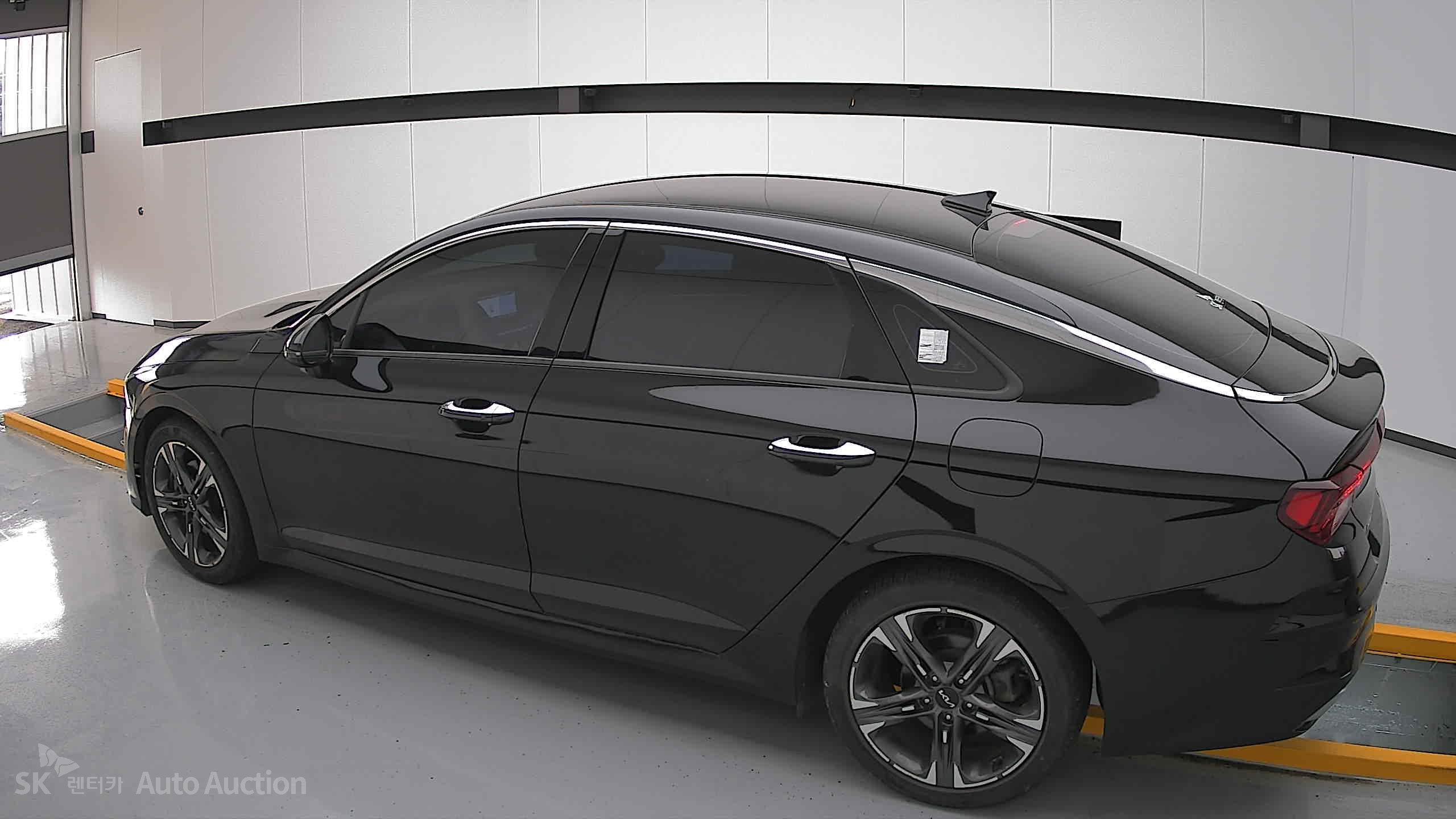 2023 - kia k5