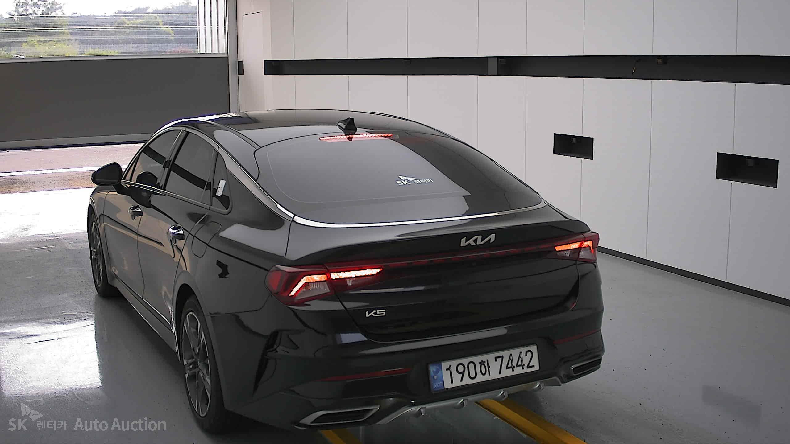 2023 - kia k5
