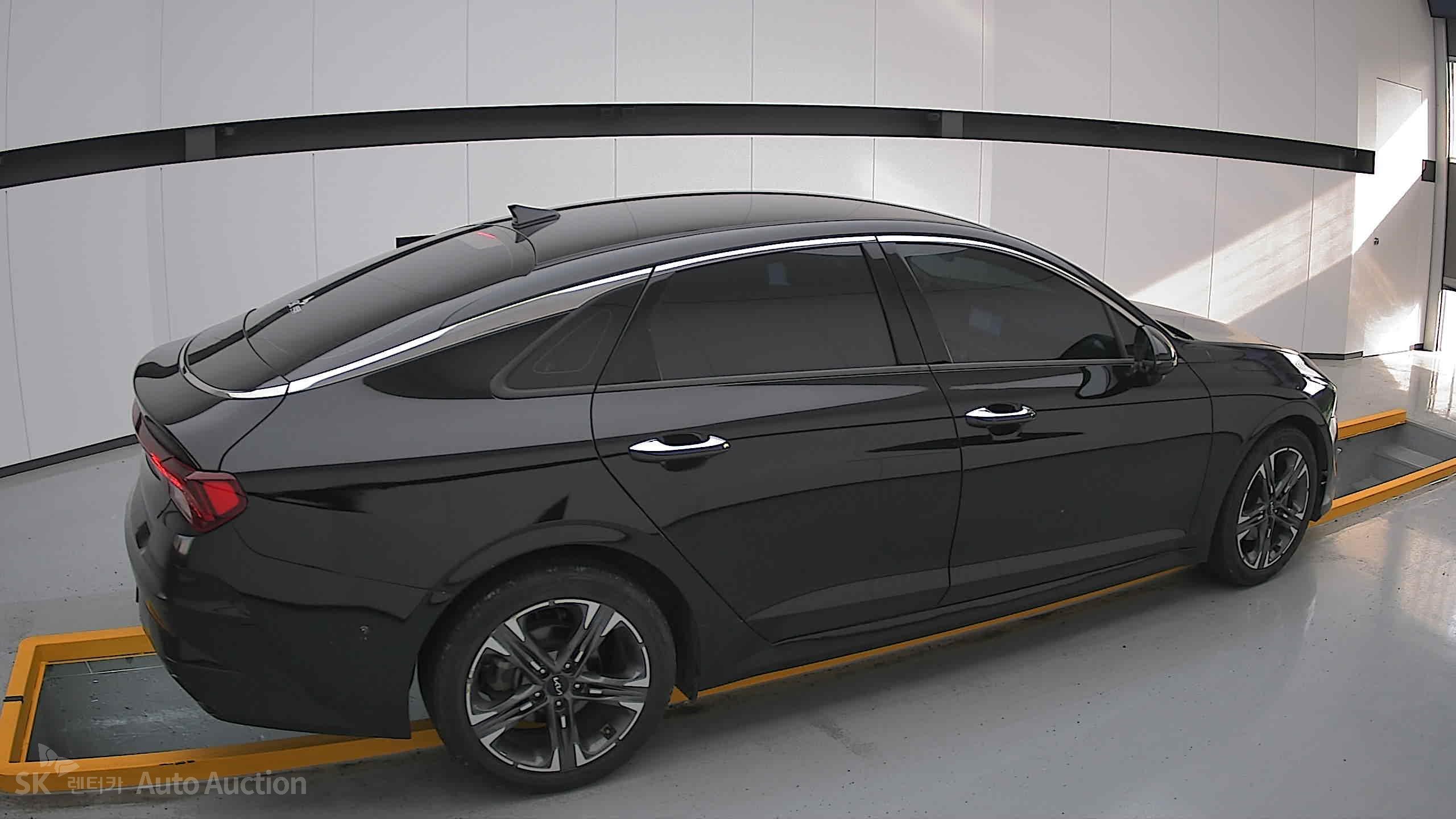2023 - kia k5