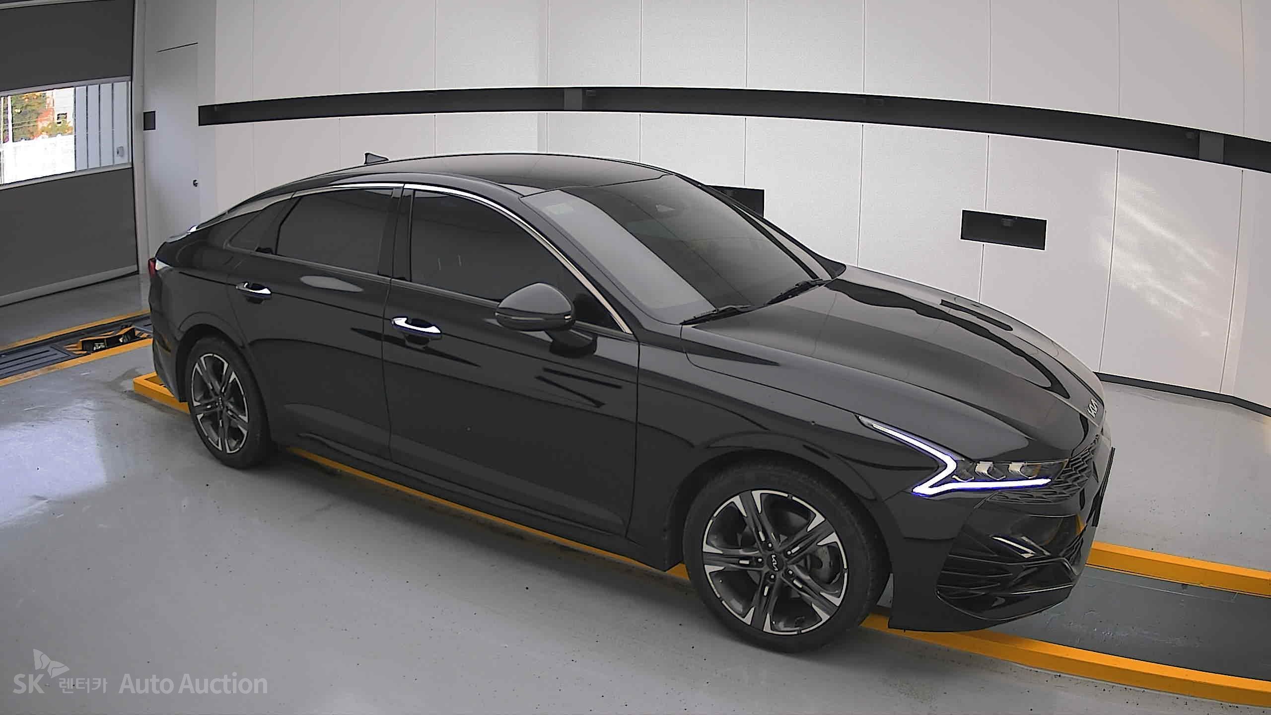 2023 - kia k5
