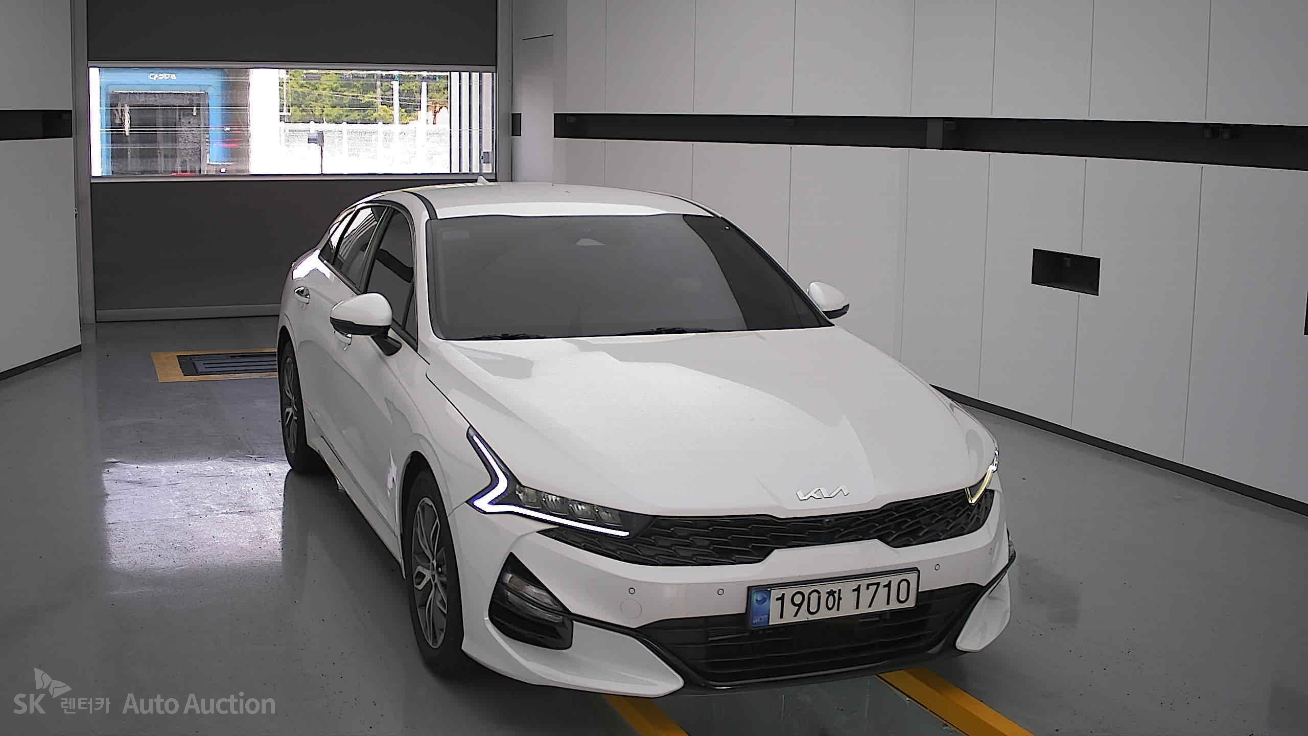2023 - kia k5