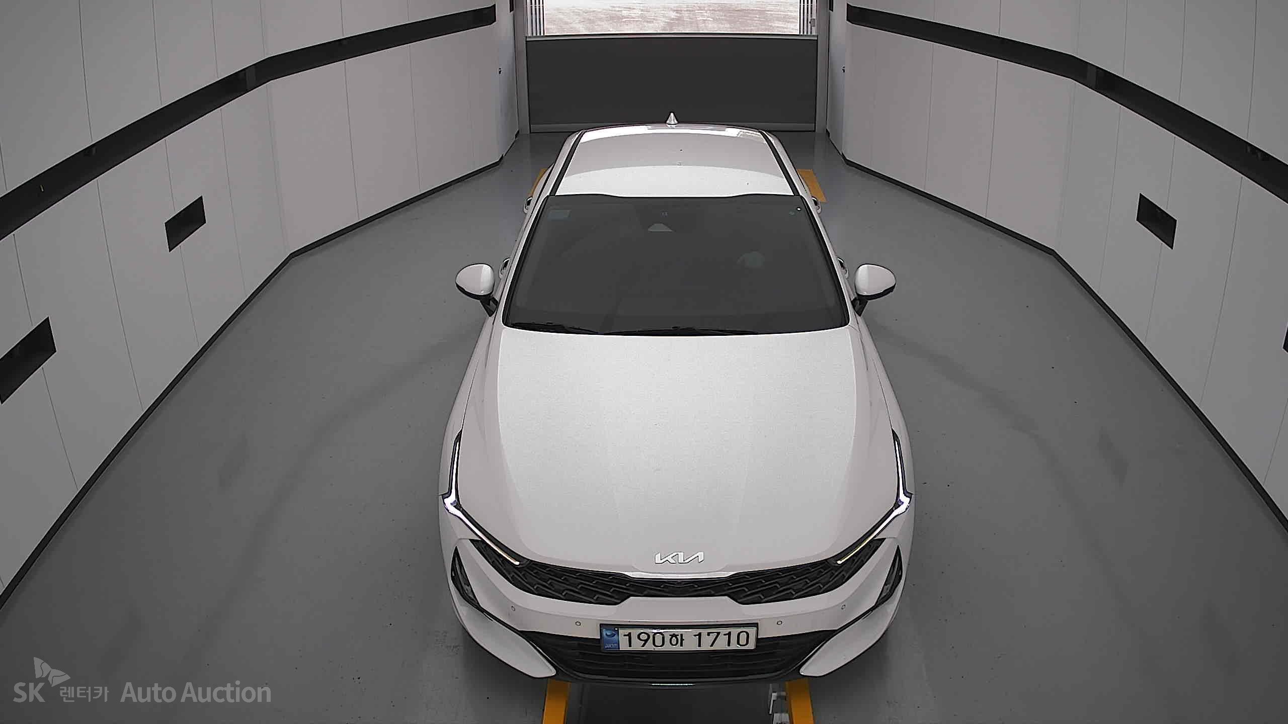 2023 - kia k5