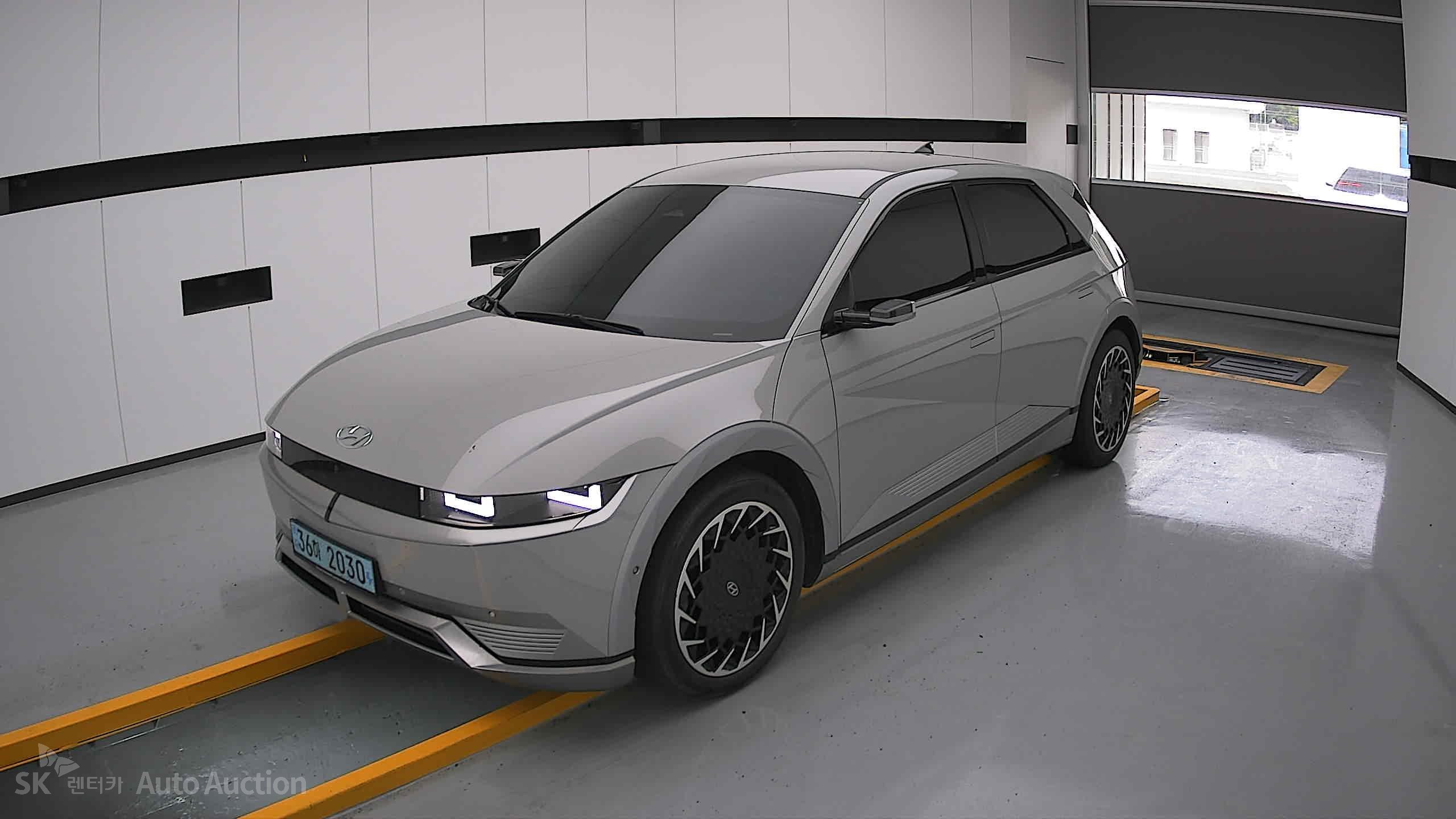 2022 - hyundai ioniq