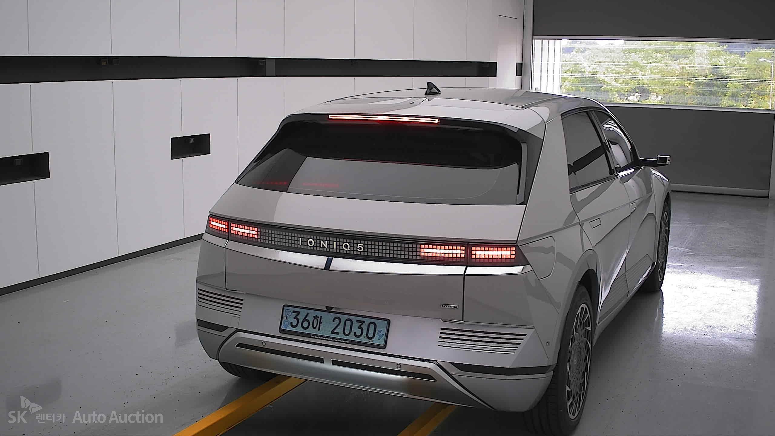 2022 - hyundai ioniq
