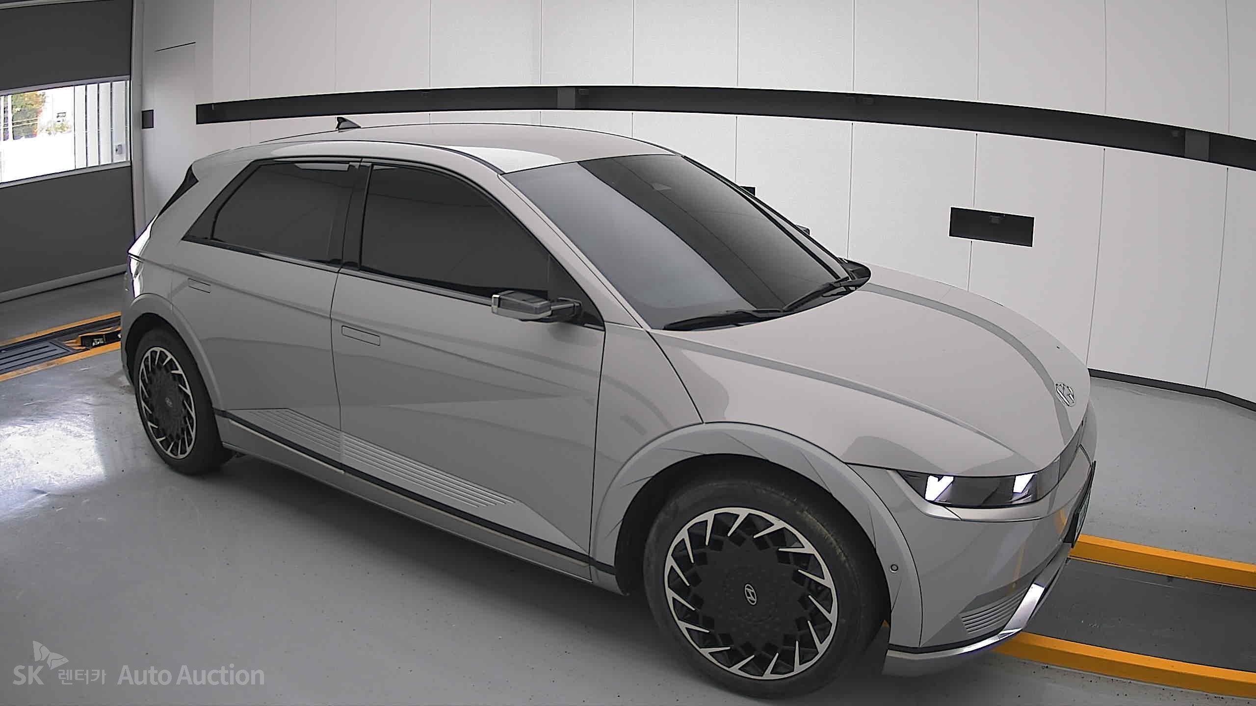 2022 - hyundai ioniq