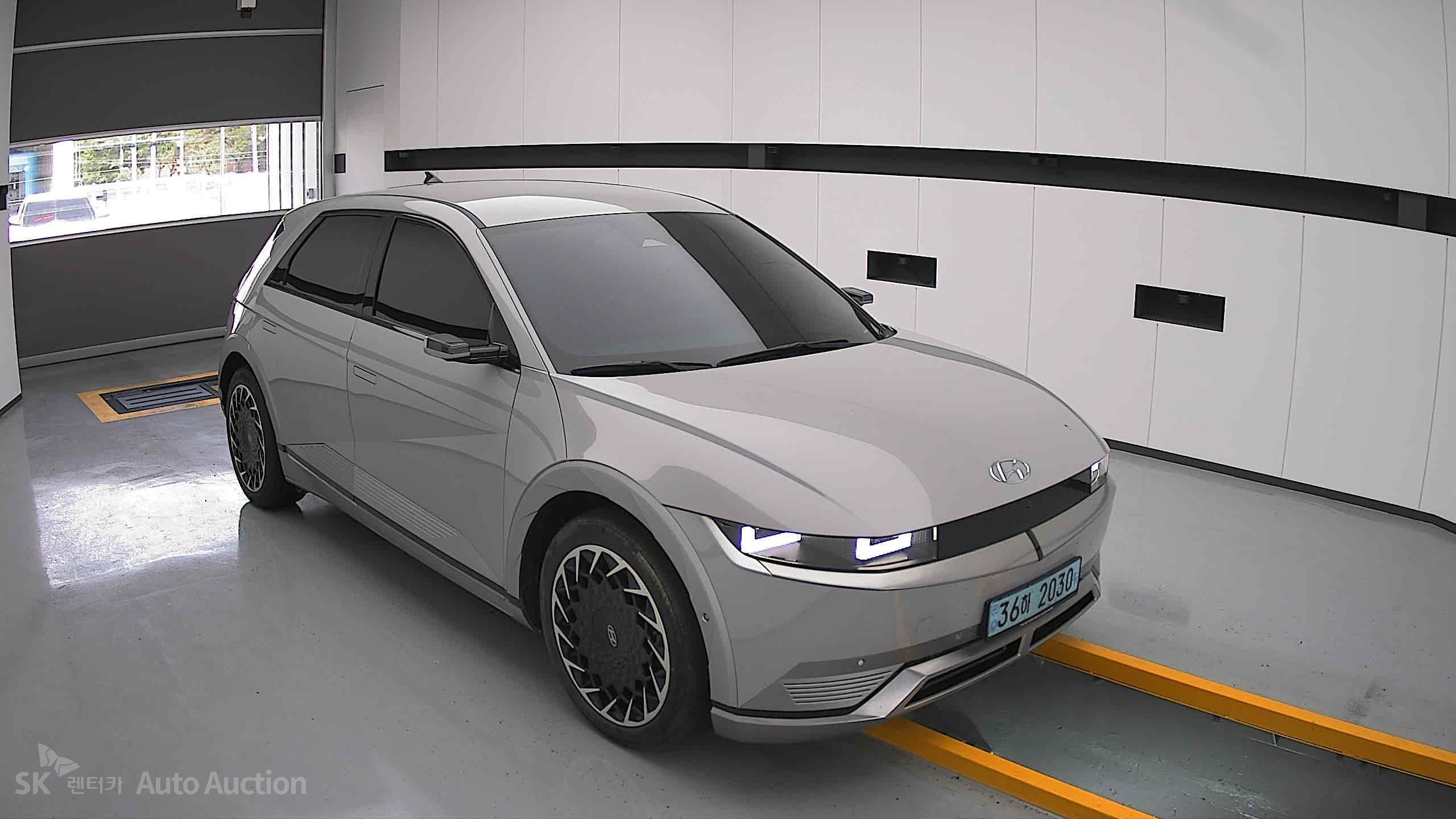 2022 - hyundai ioniq