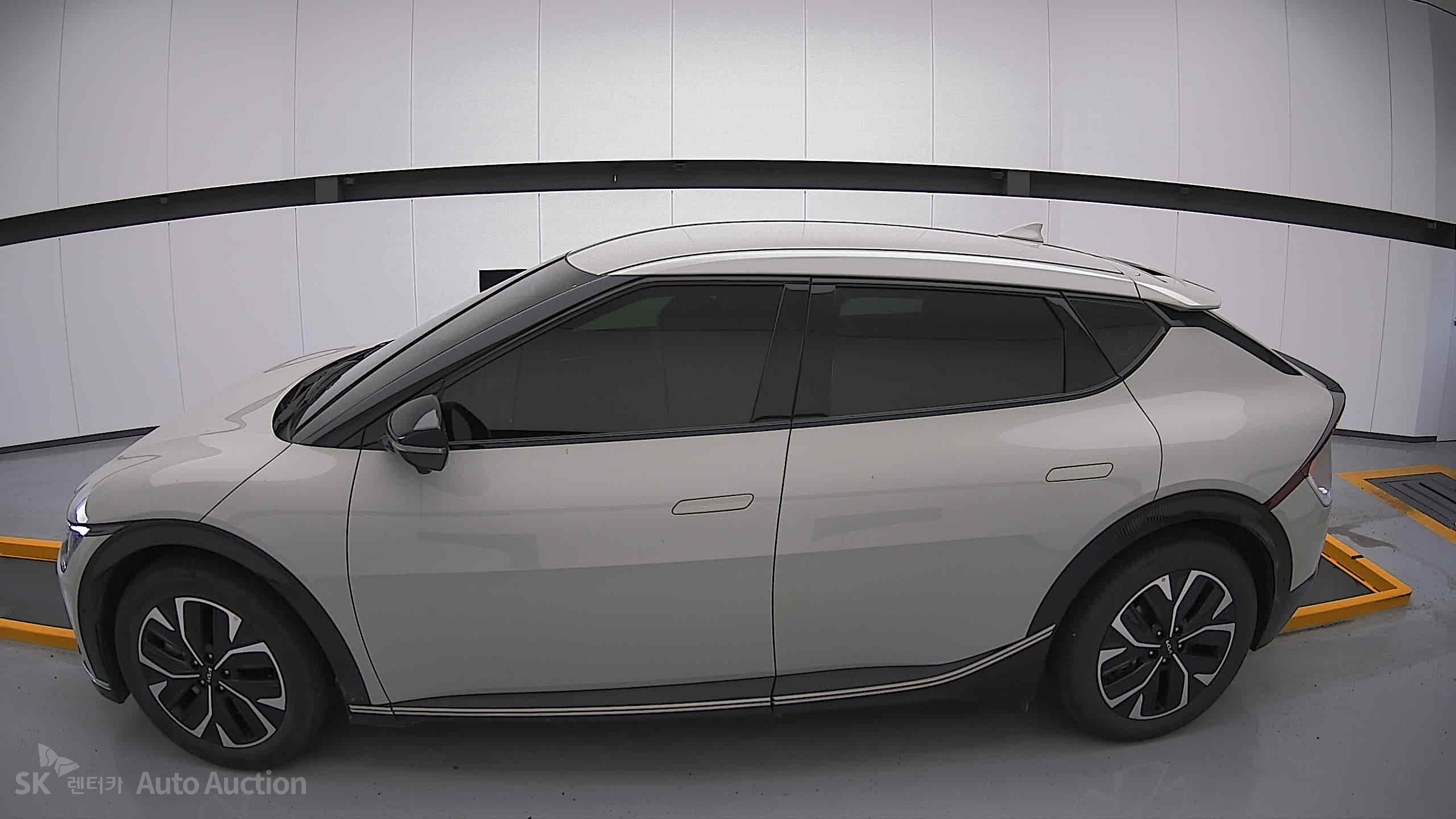 2022 - kia ev6