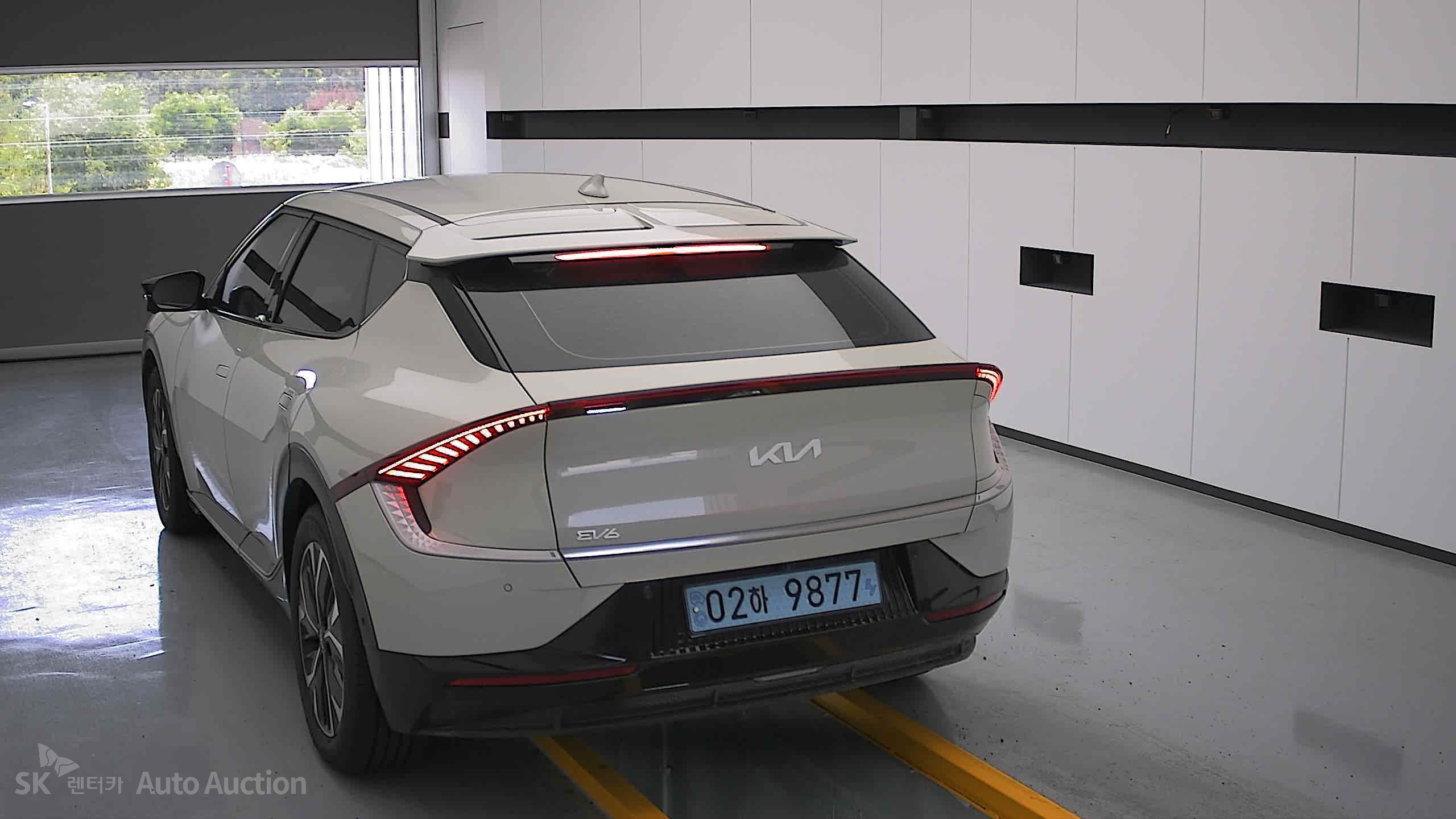 2022 - kia ev6