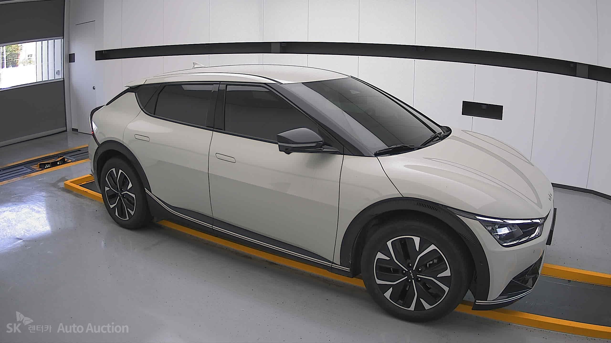 2022 - kia ev6