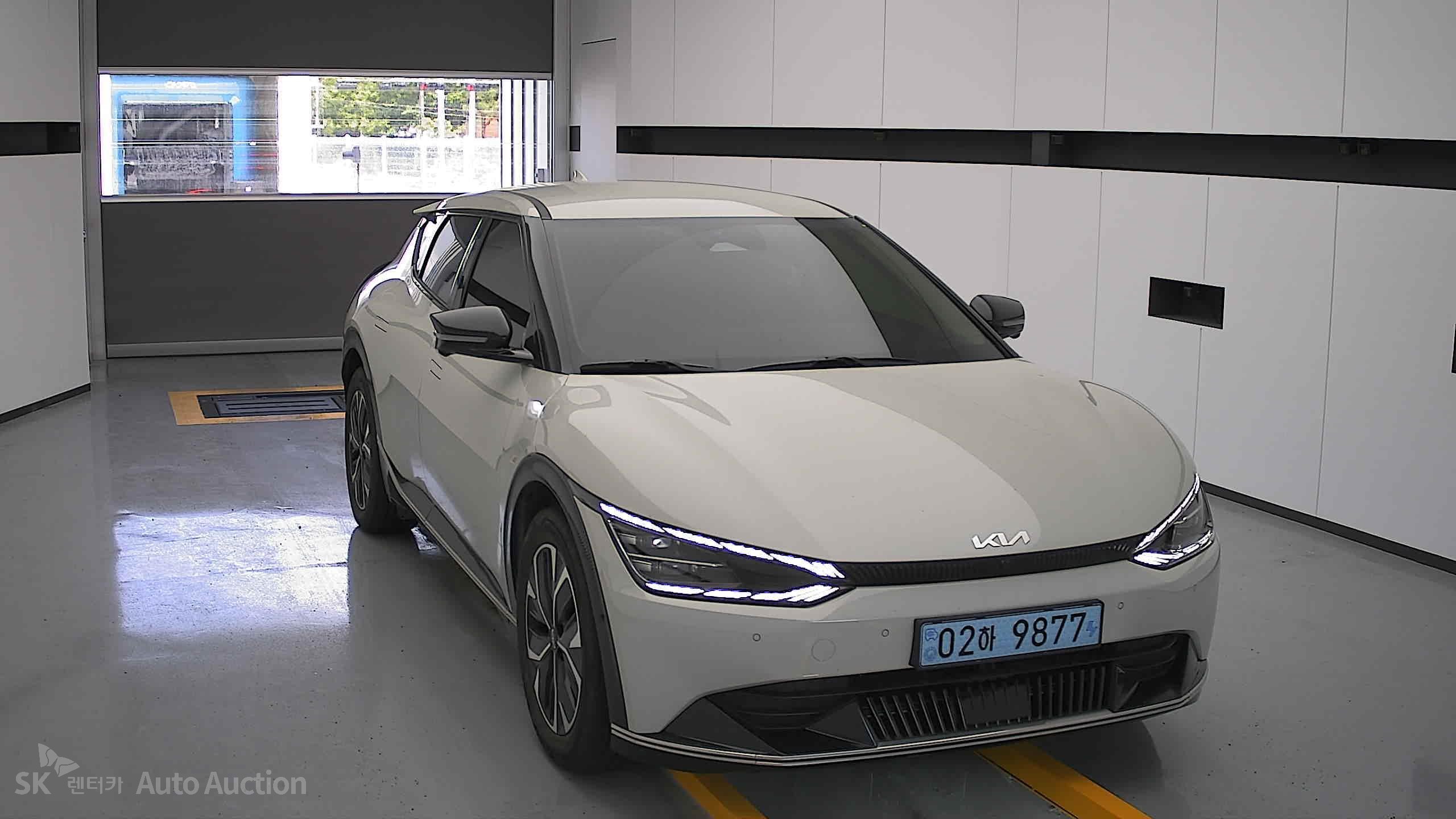 2022 - kia ev6
