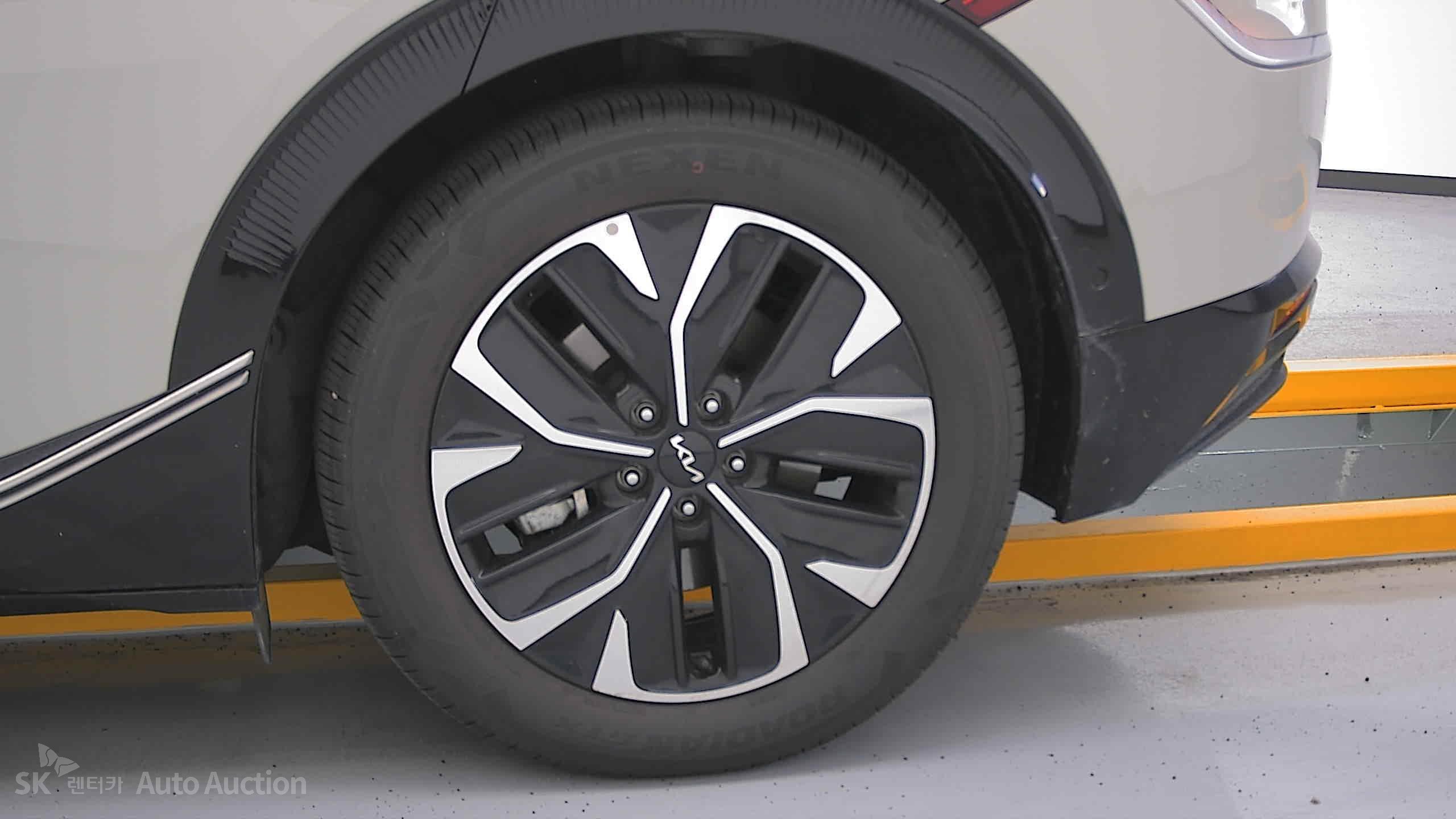 2022 - kia ev6