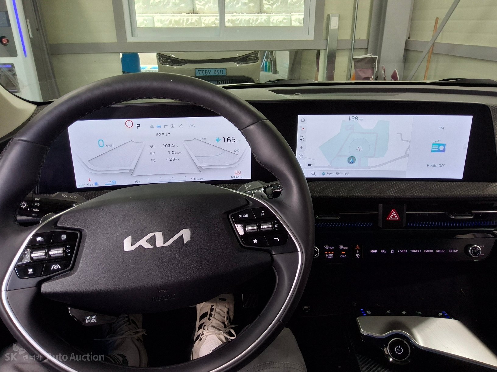 2022 - kia ev6
