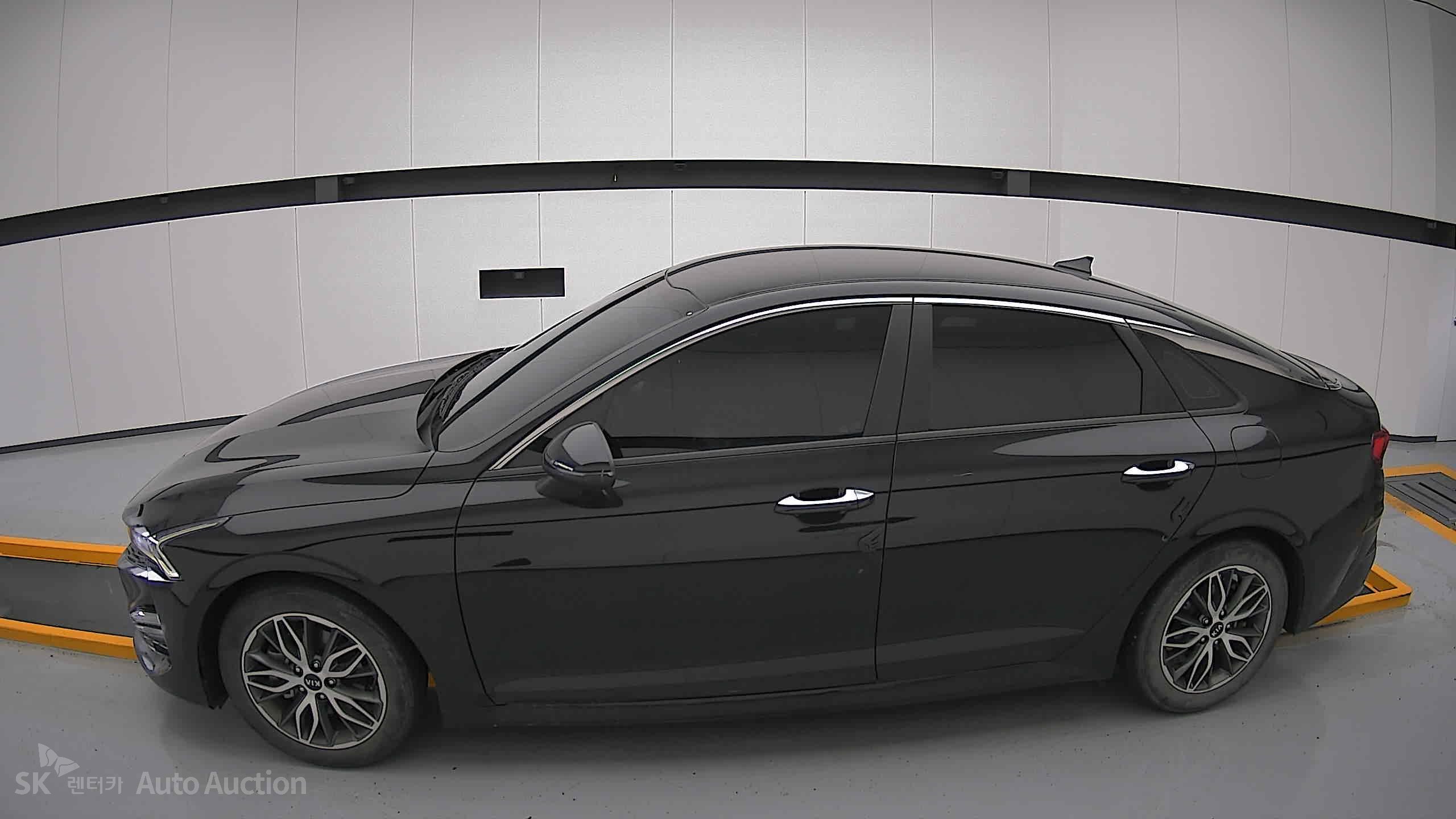 2021 - kia k5