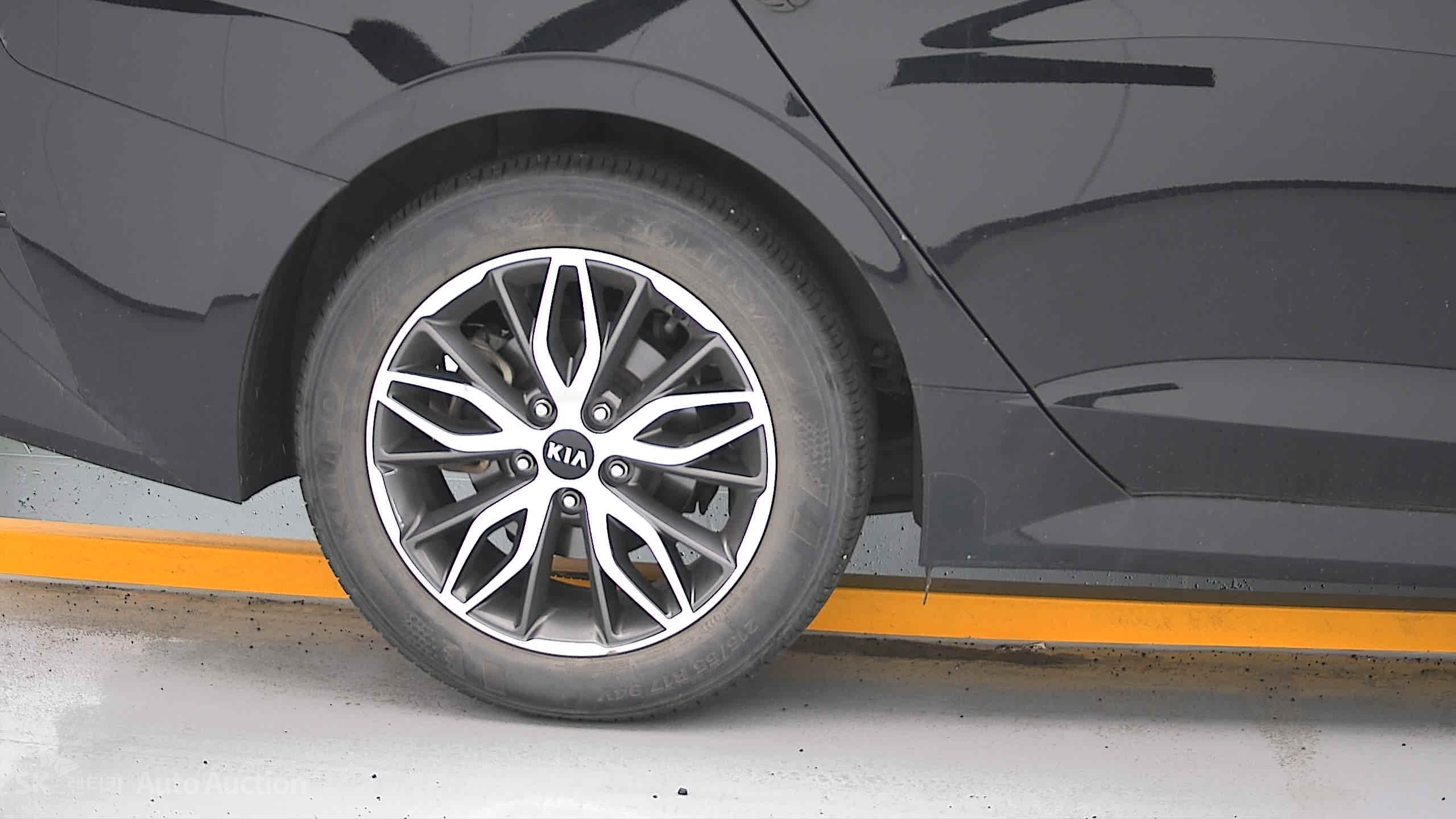 2021 - kia k5