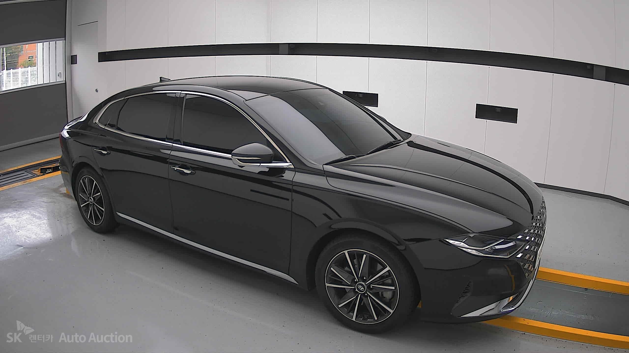 2021 - hyundai grandeur