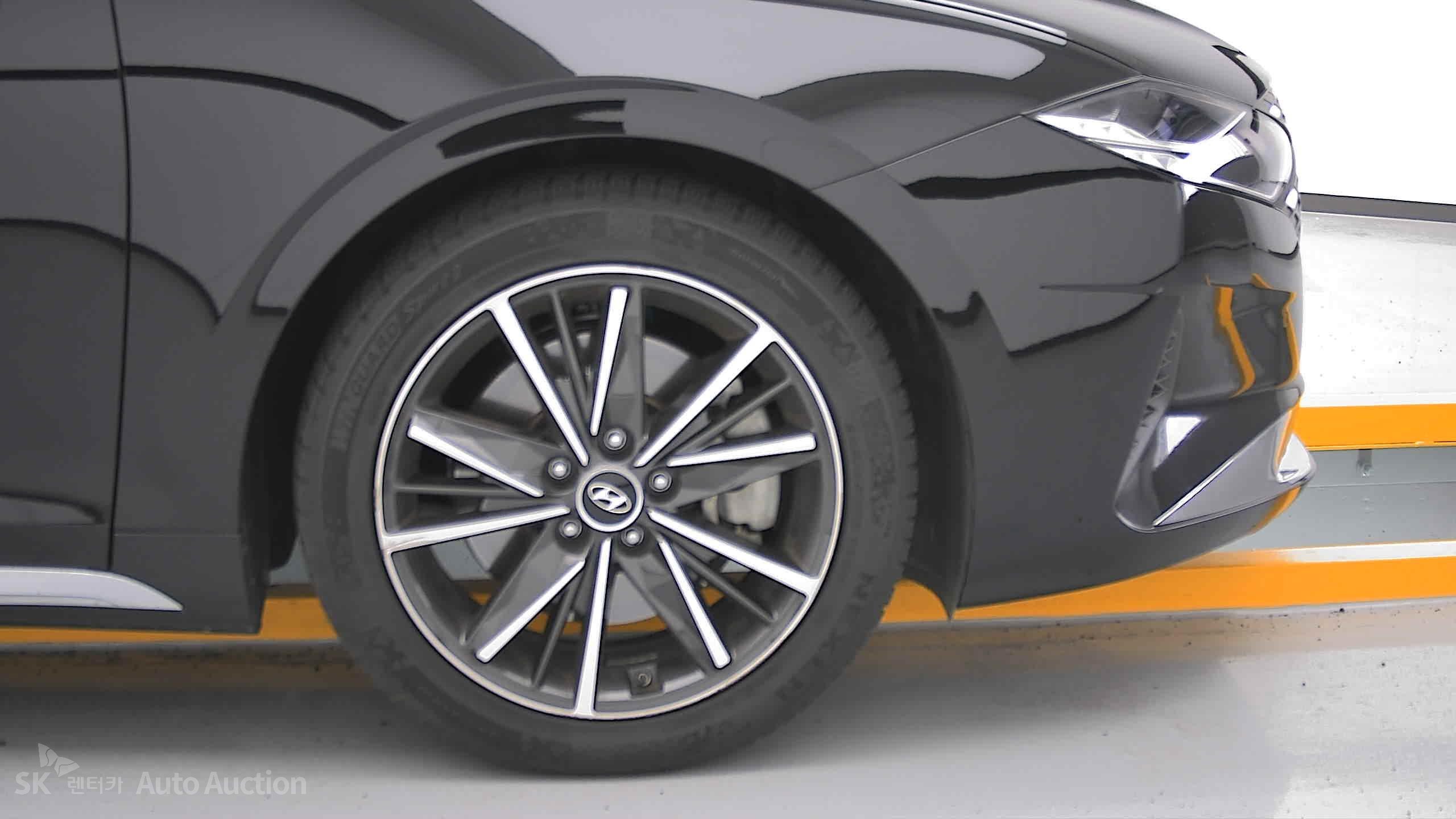 2021 - hyundai grandeur