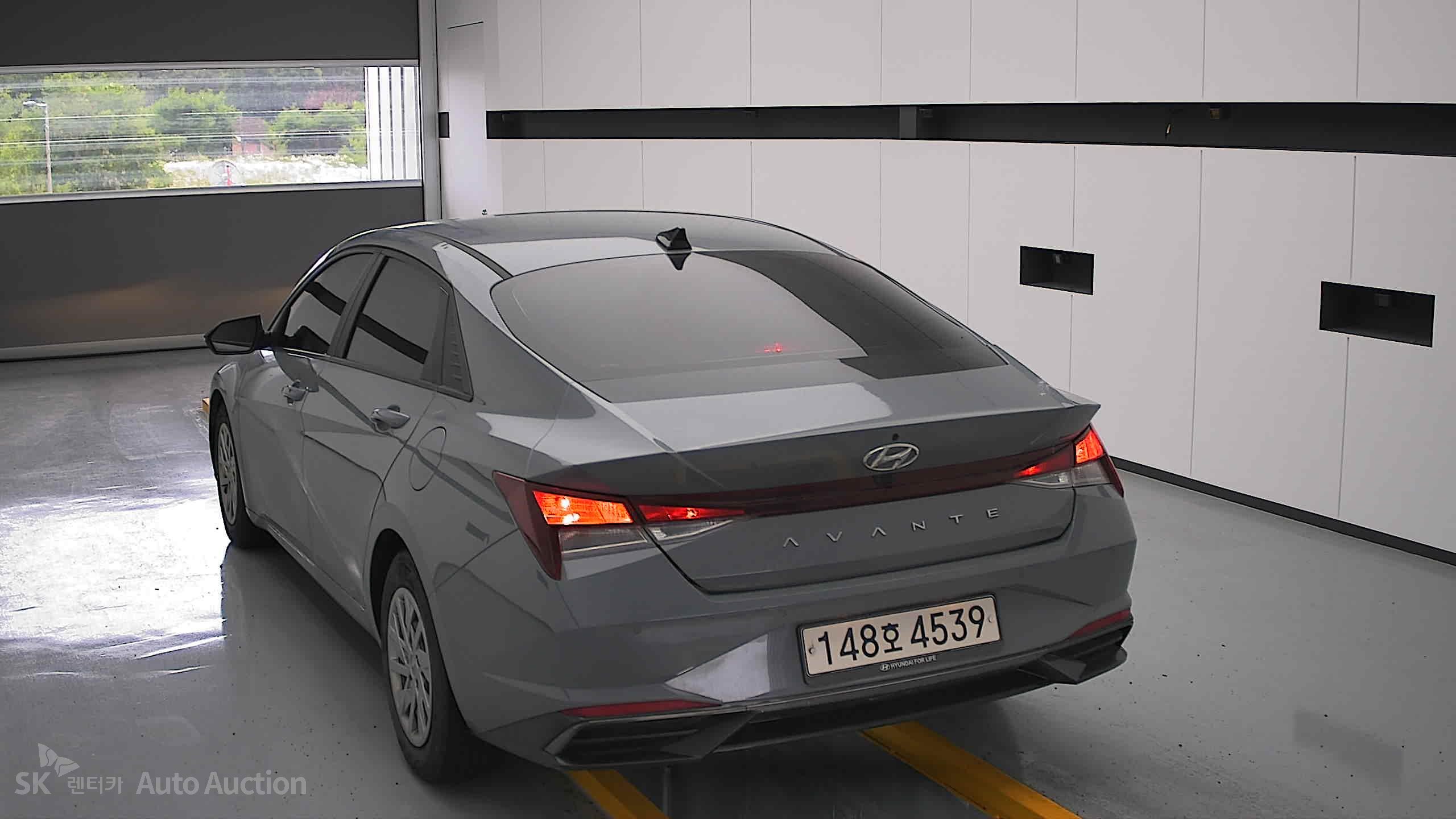 2021 - hyundai avante