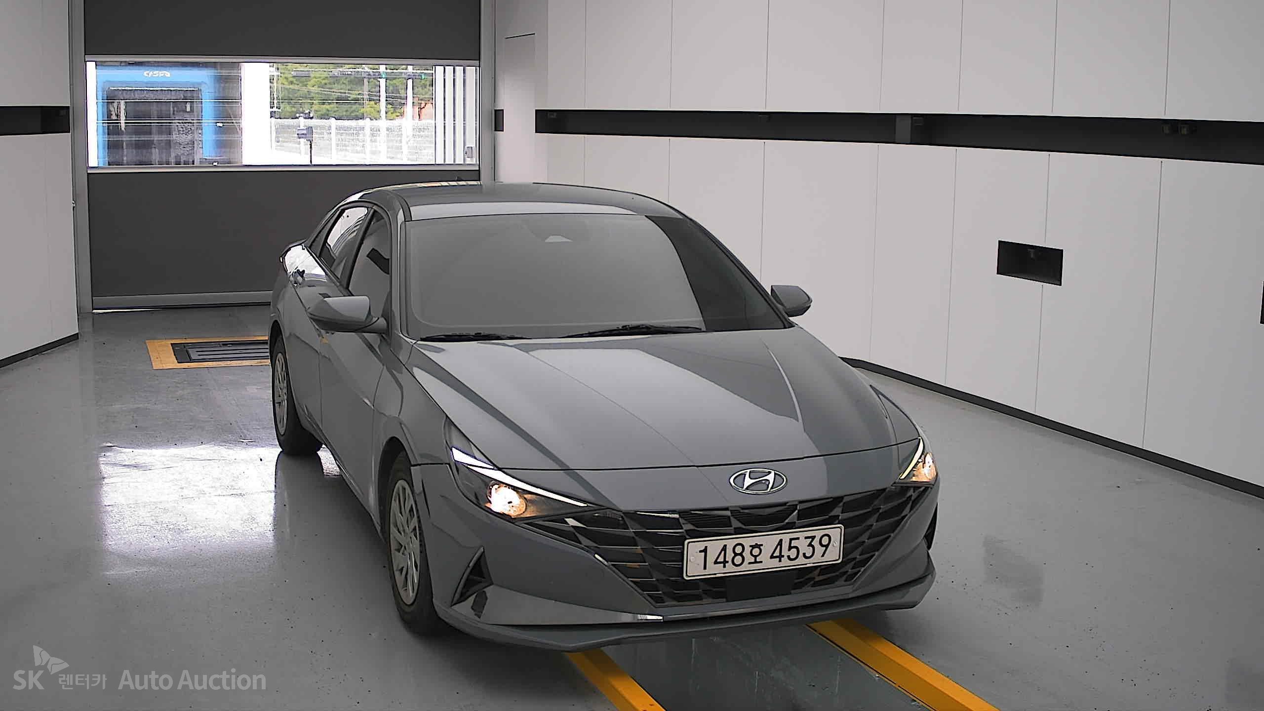 2021 - hyundai avante