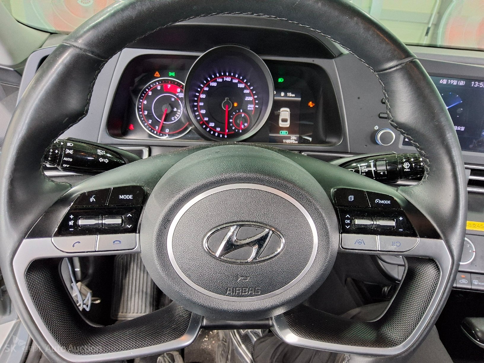 2021 - hyundai avante