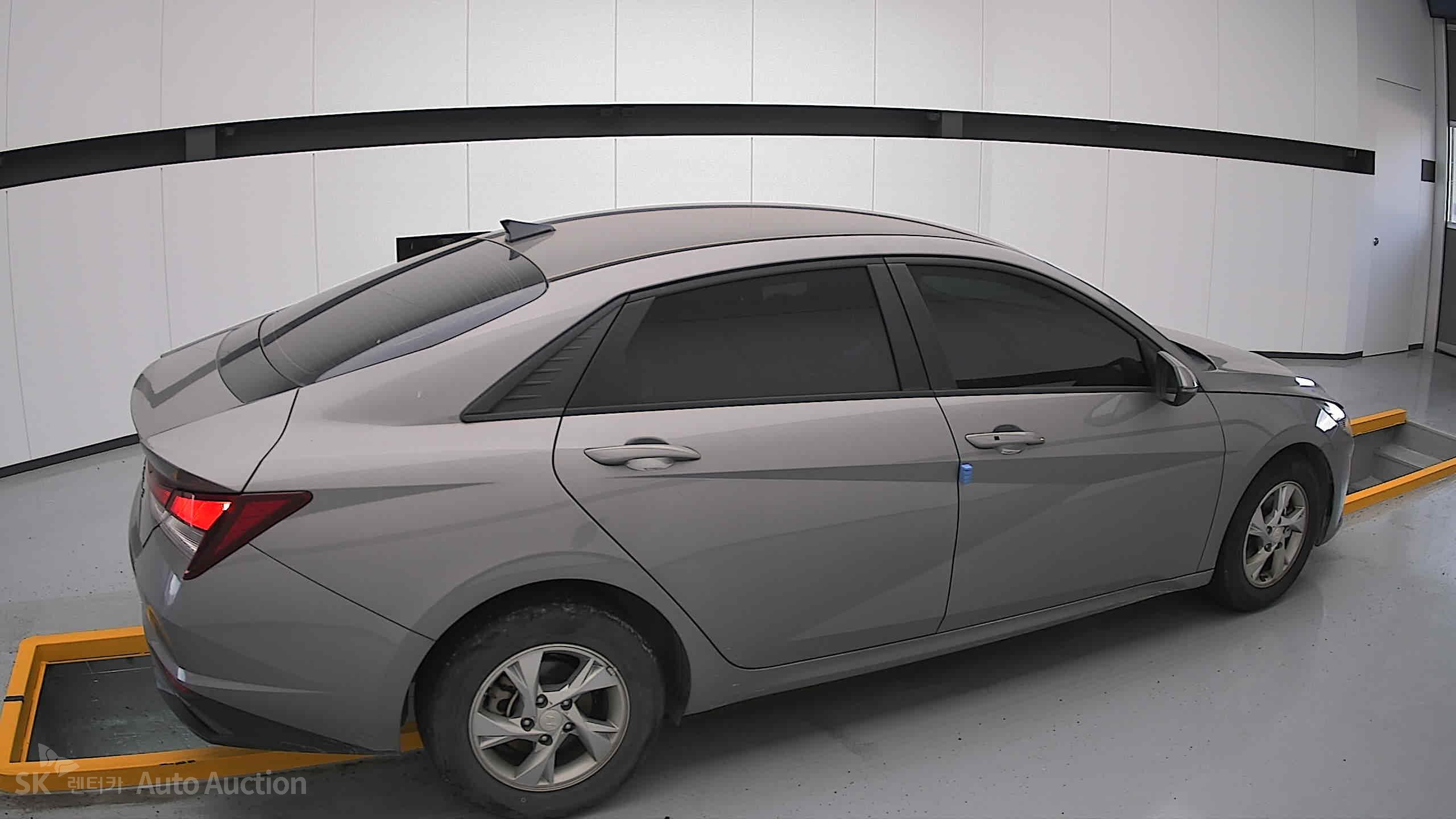 2023 - hyundai avante