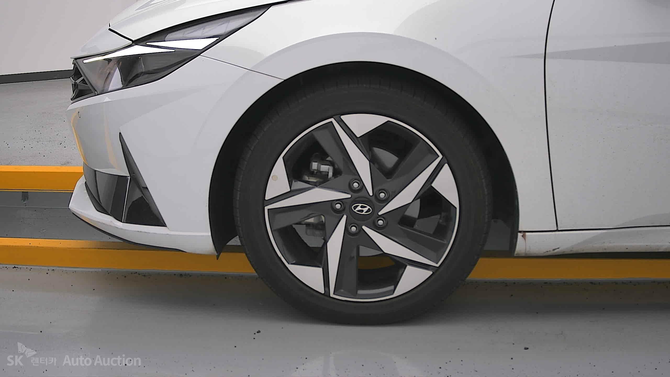 2023 - hyundai avante