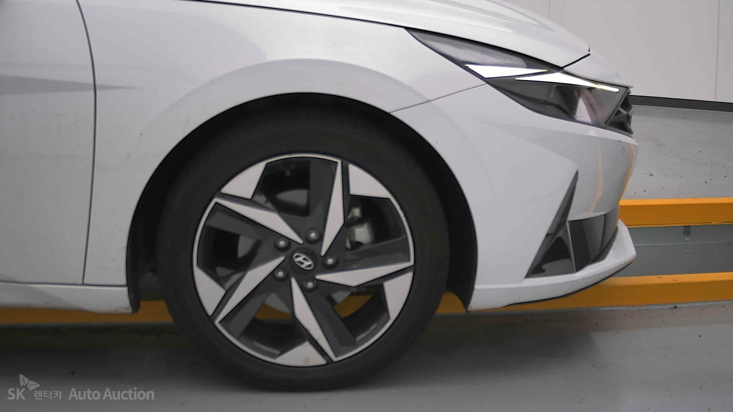 2023 - hyundai avante