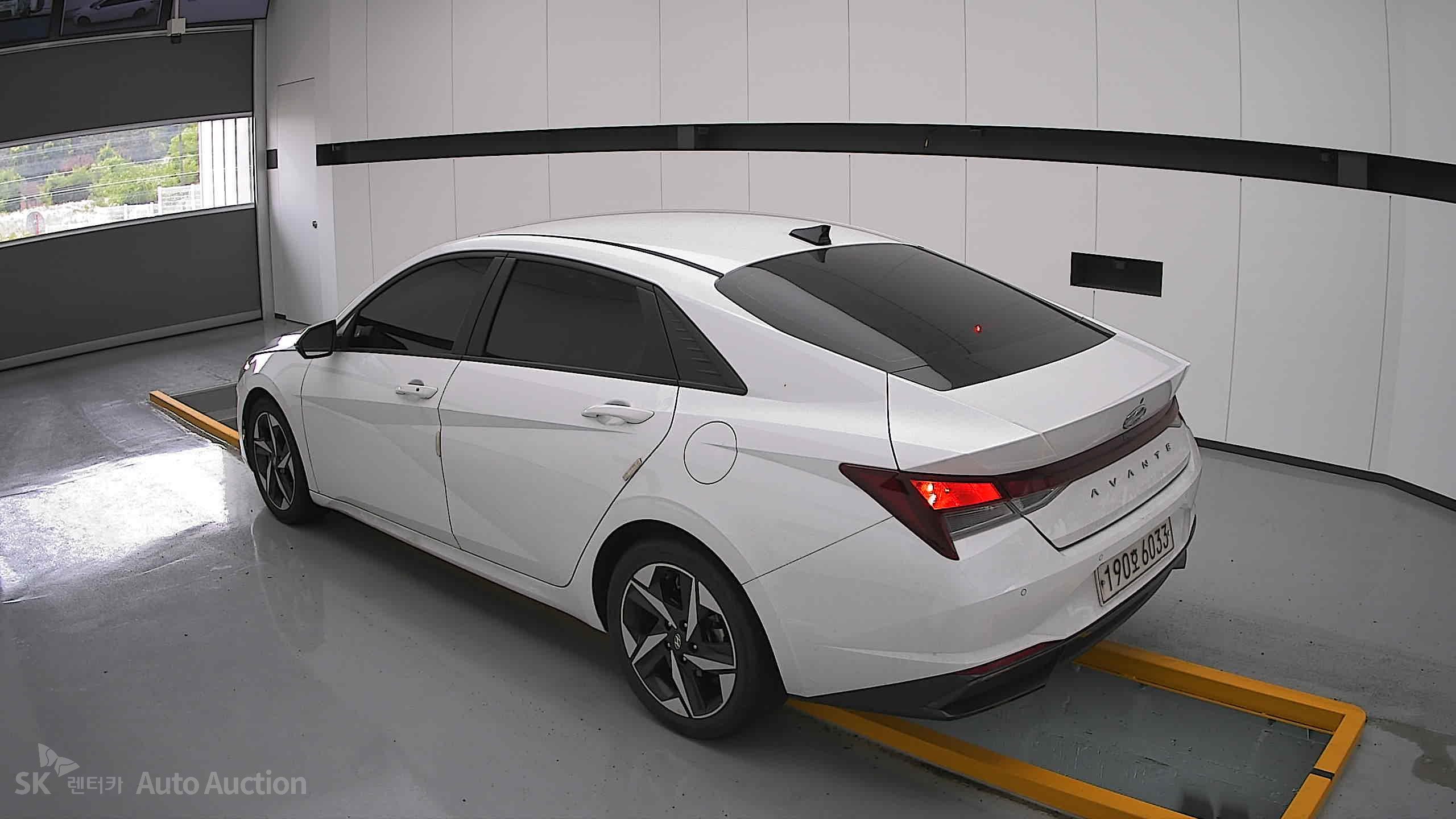 2023 - hyundai avante