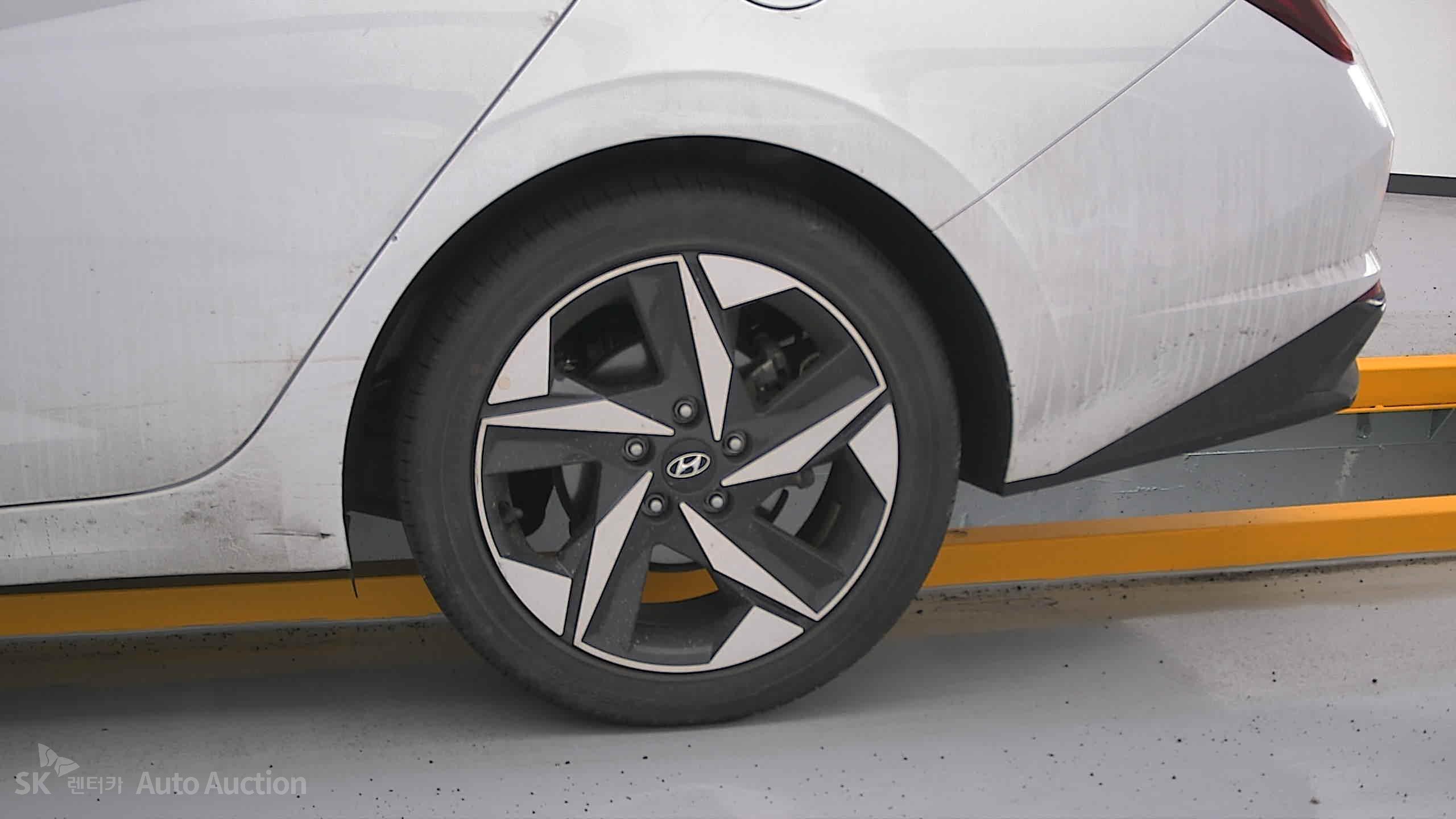 2023 - hyundai avante