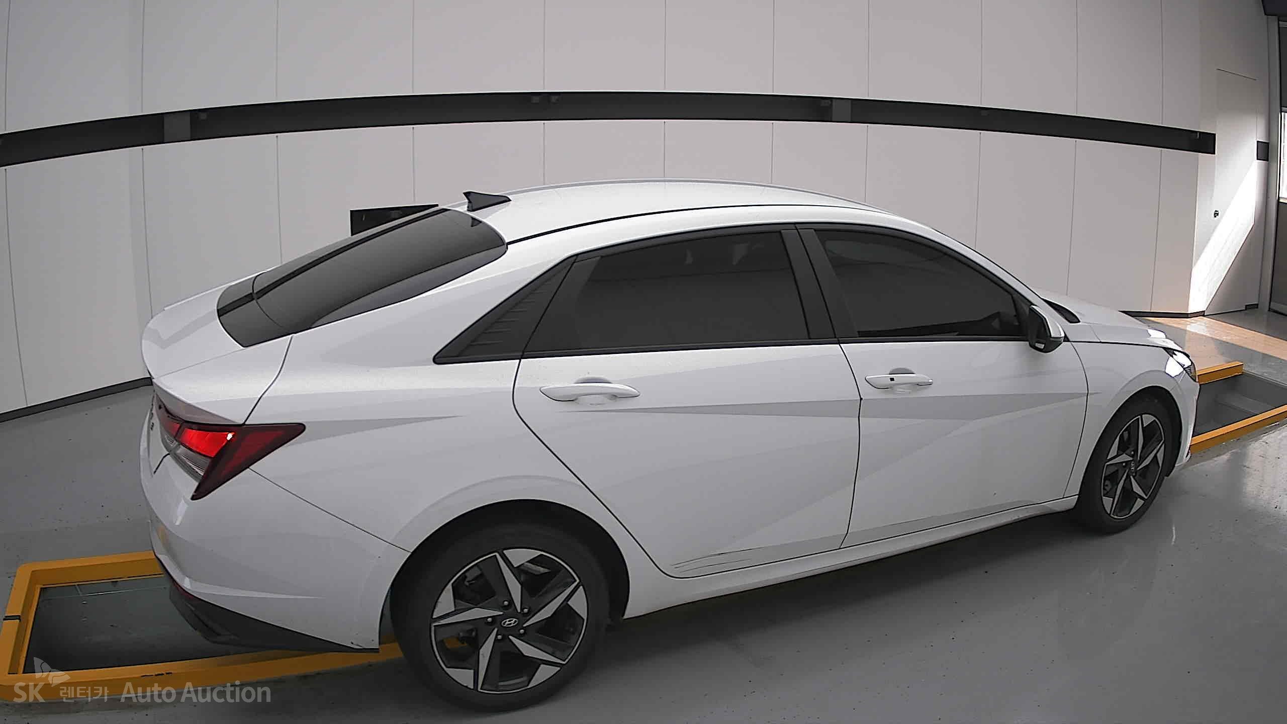 2023 - hyundai avante