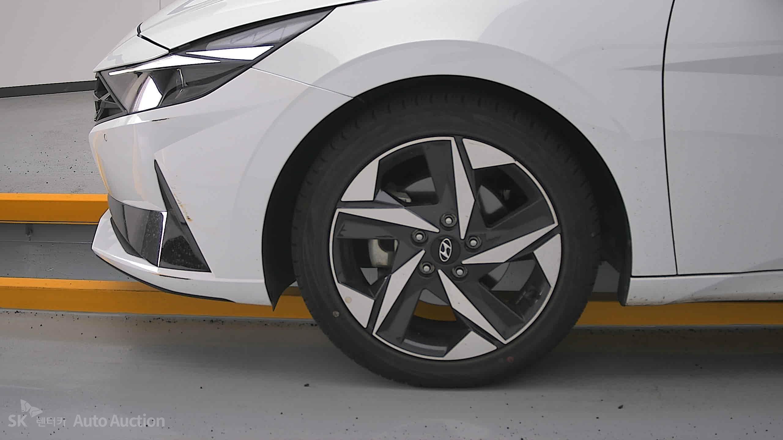 2023 - hyundai avante